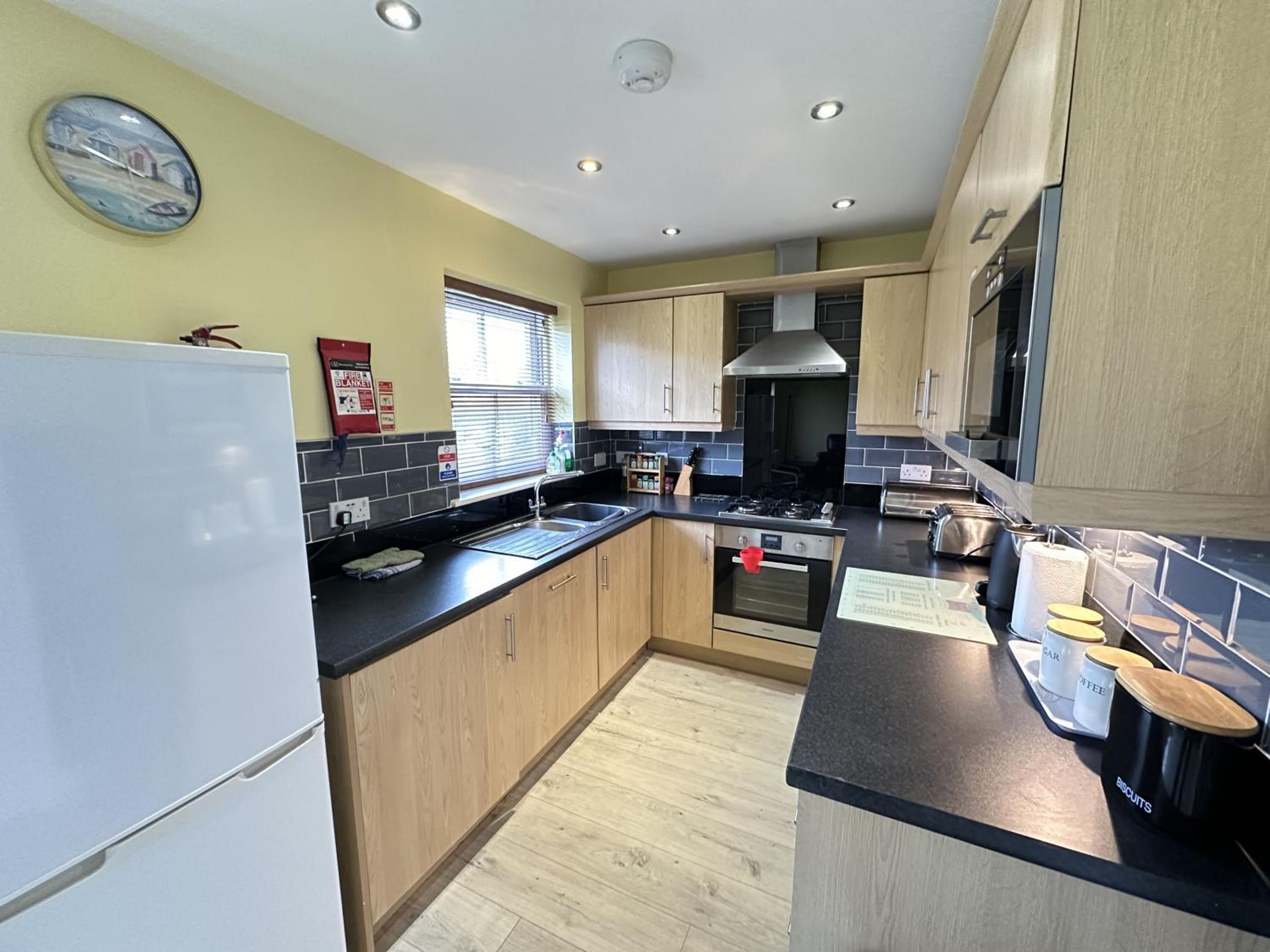 Greenwich Cottage - Part of the The Bay Filey Holiday Village with pool, gym and direct beach access, pub, restaurant, tennis and meadows walks