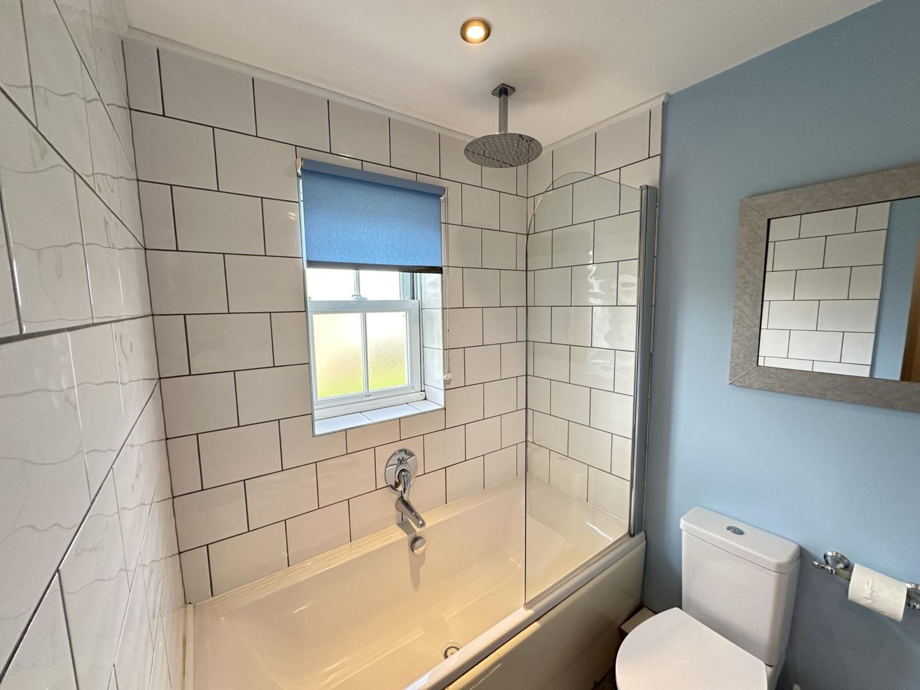 Greenwich Cottage - Part of the The Bay Filey Holiday Village with pool, gym and direct beach access, pub, restaurant, tennis and meadows walks
