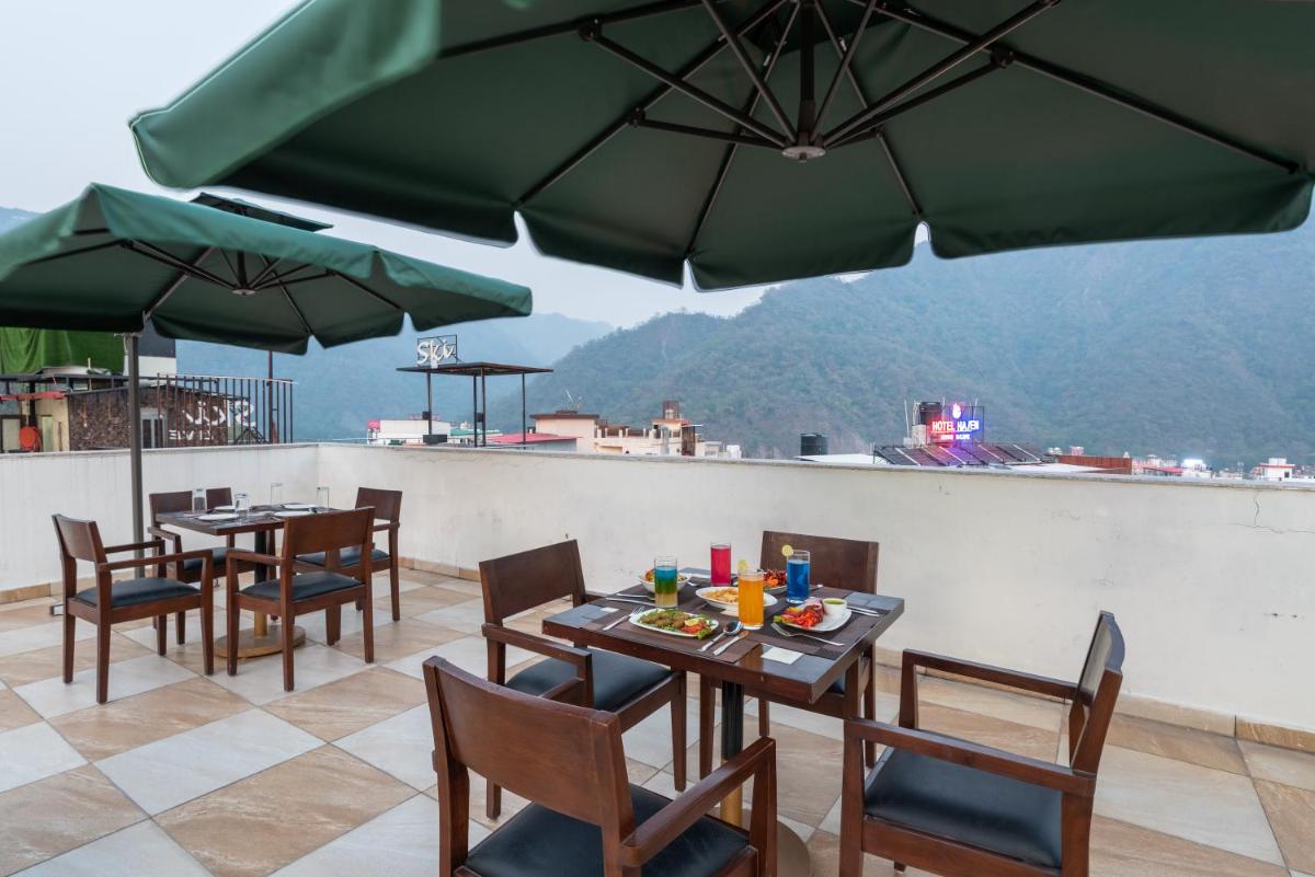 outdoor BBQ area