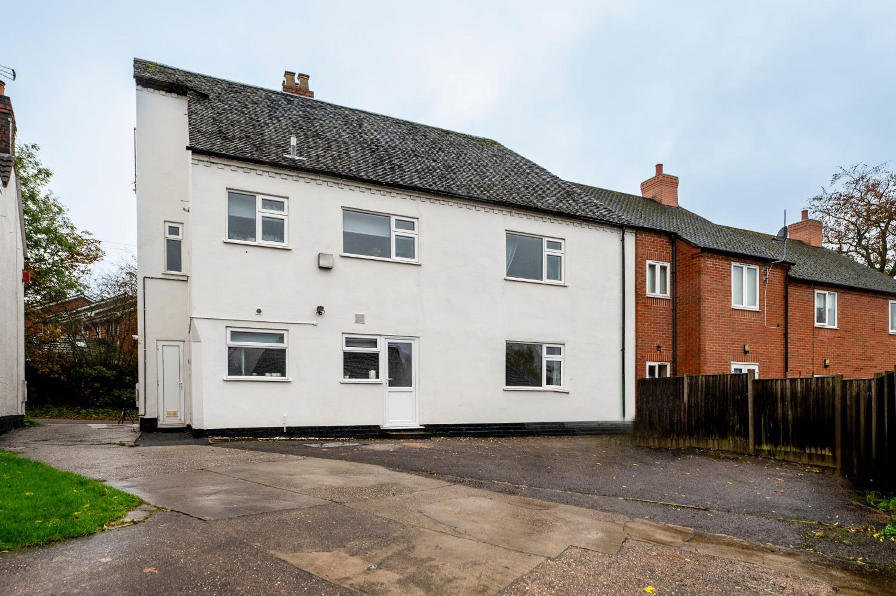 Watling Apartments Tamworth