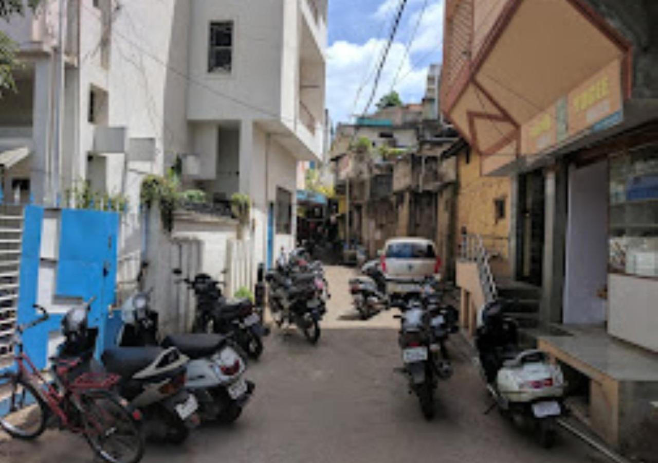 Photo 33