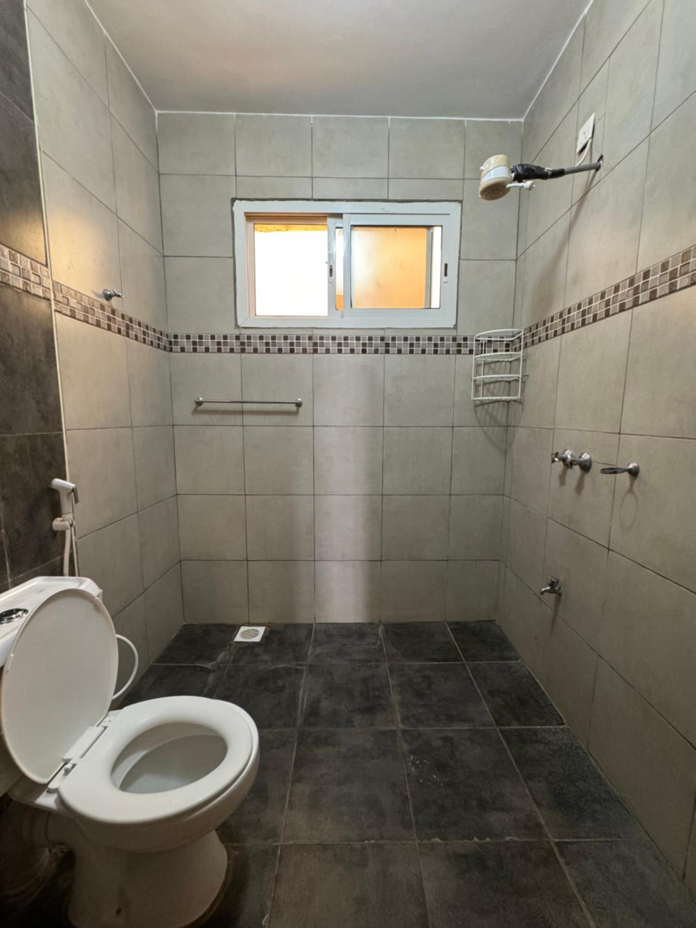 Hillsview Apartment