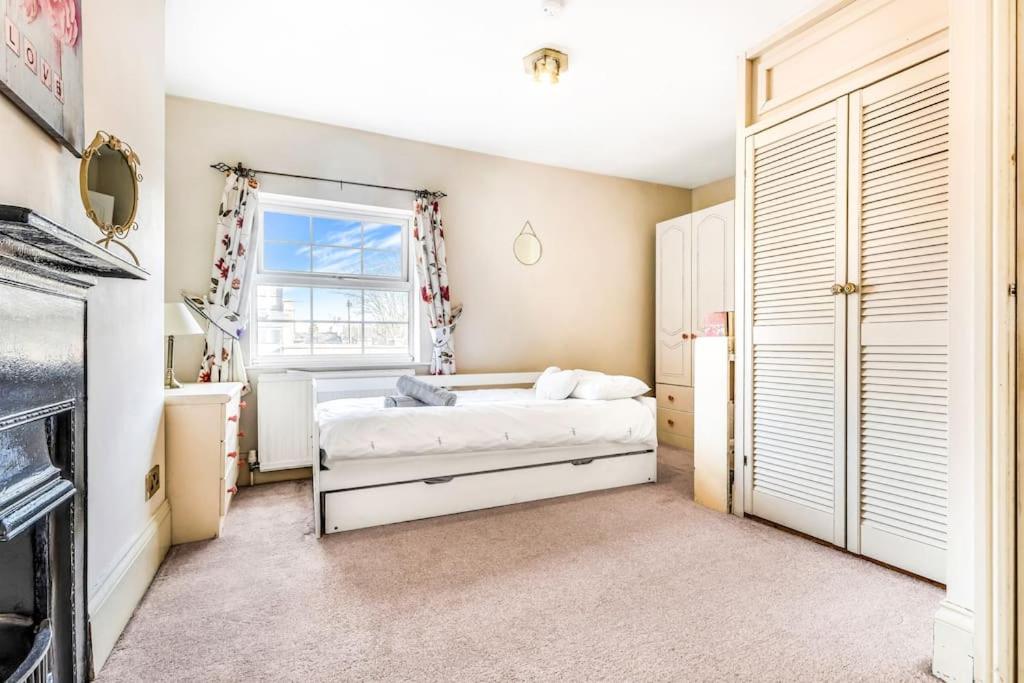 2 Bedroom Duplex Apartment