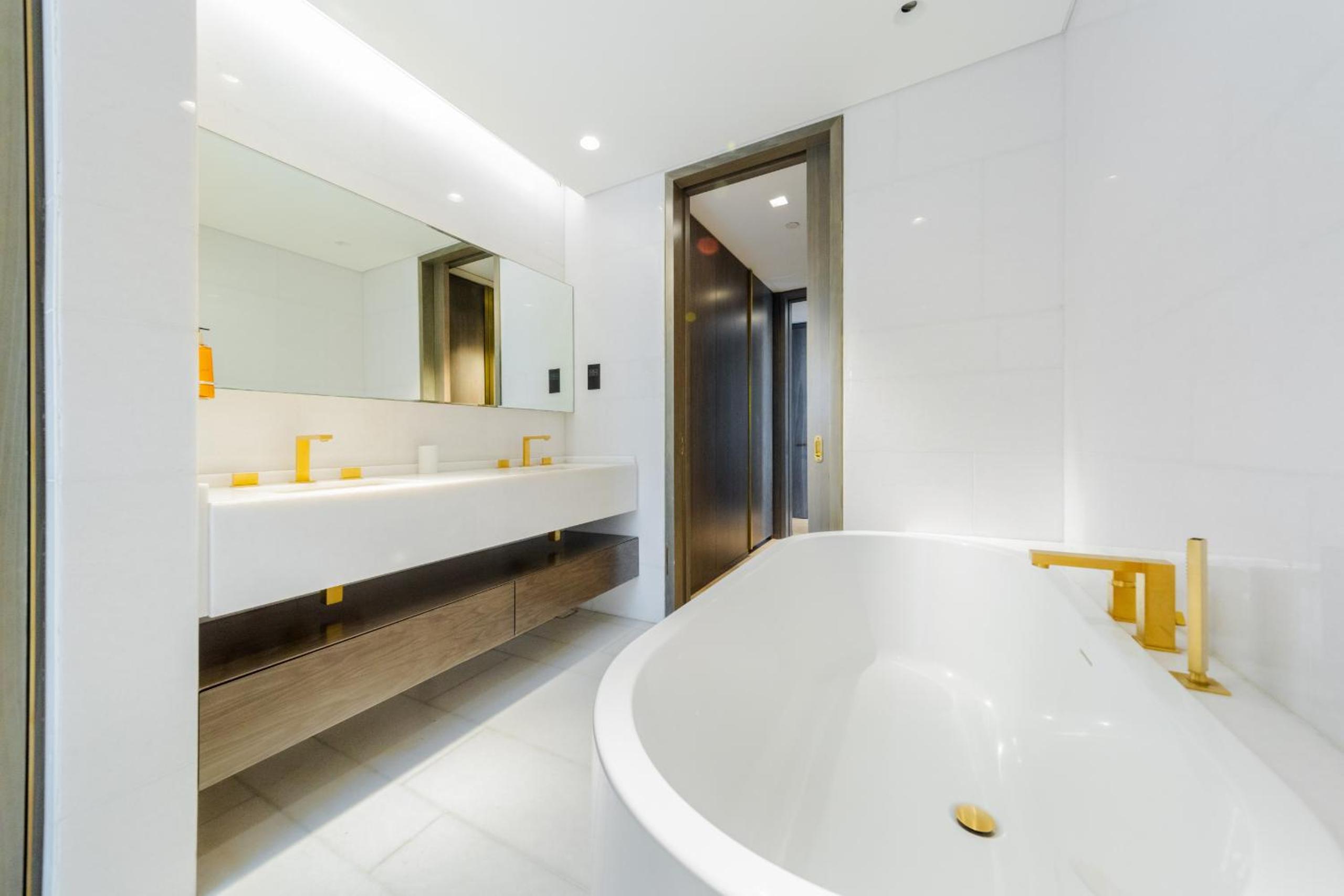 EDEN'S Homes & Villas - FIVE Palm Residences Penthouses