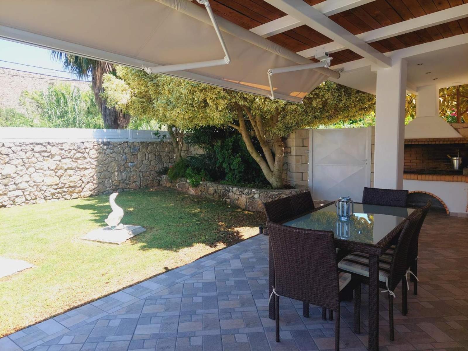 Villa Campos- Less than 5-Min Walk to Kalivaki Beach view 3