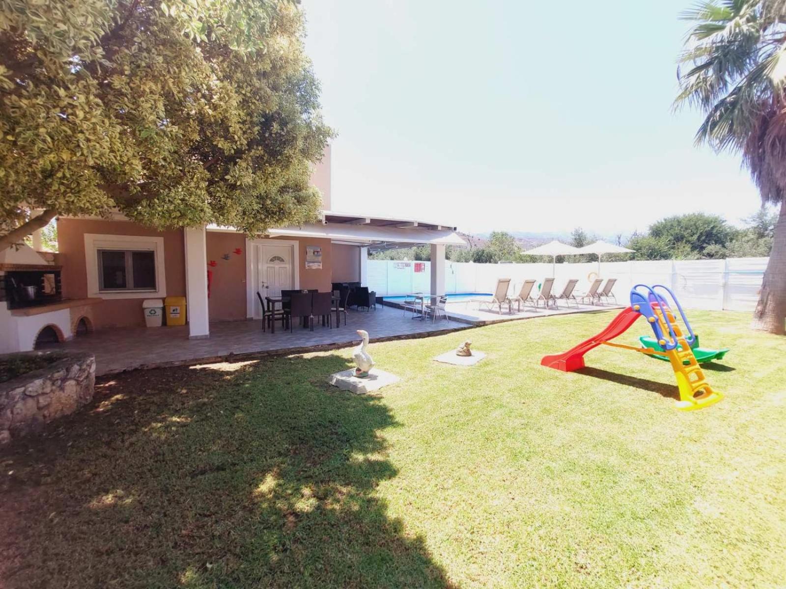 Villa Campos- Less than 5-Min Walk to Kalivaki Beach view 4