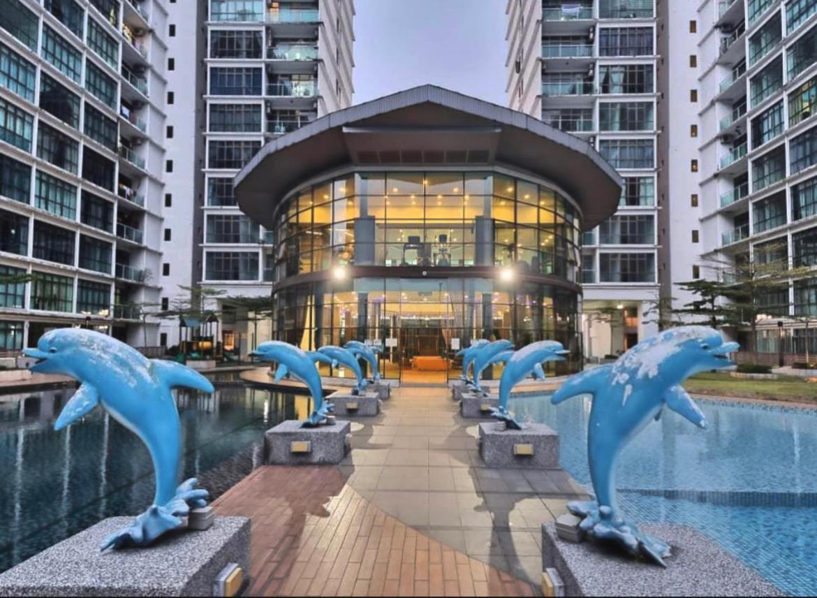 Mount Austin Palazio High Floor studio 2-4pax with TV box 5mins AEON C217