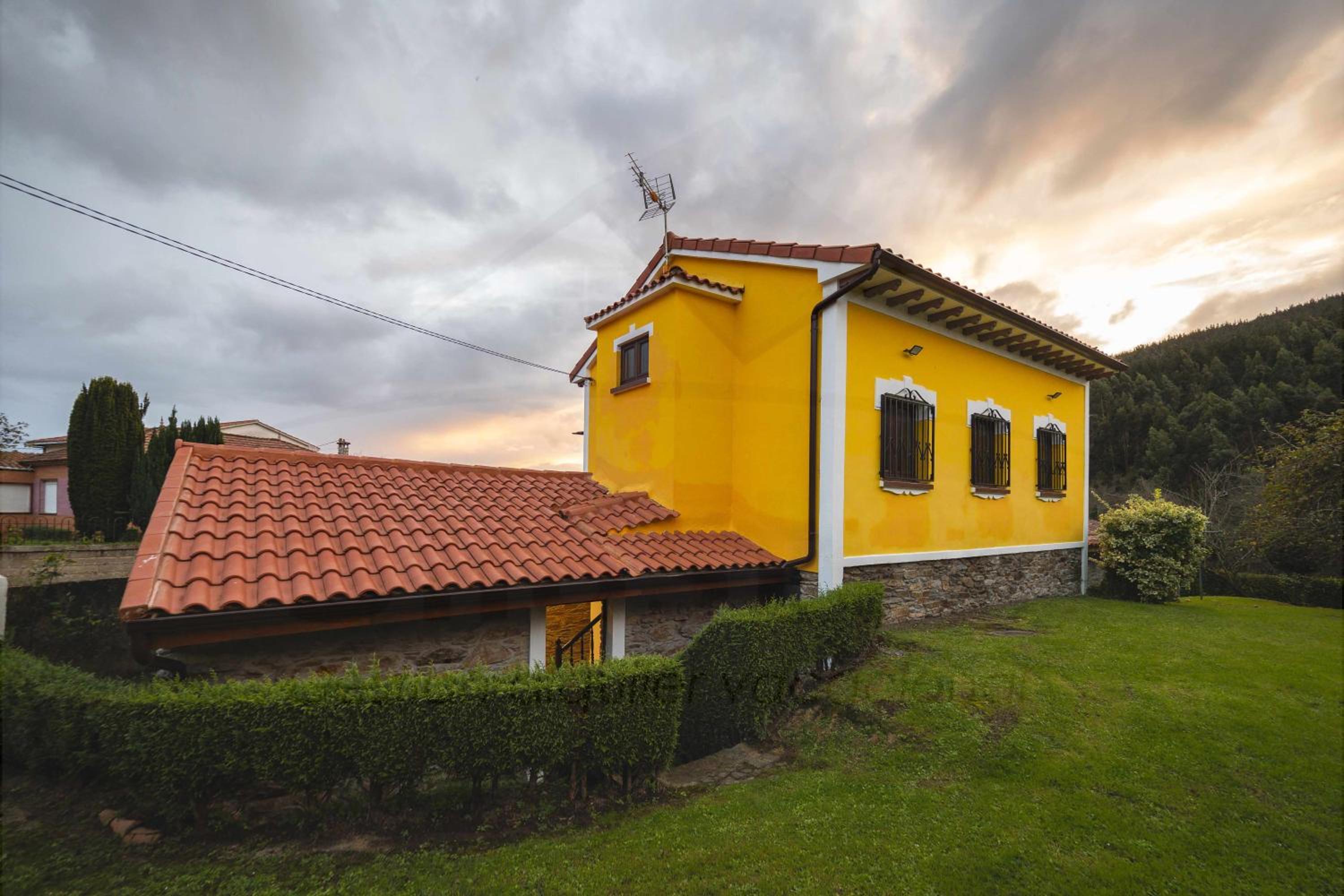 Casa Piñera Cudillero
