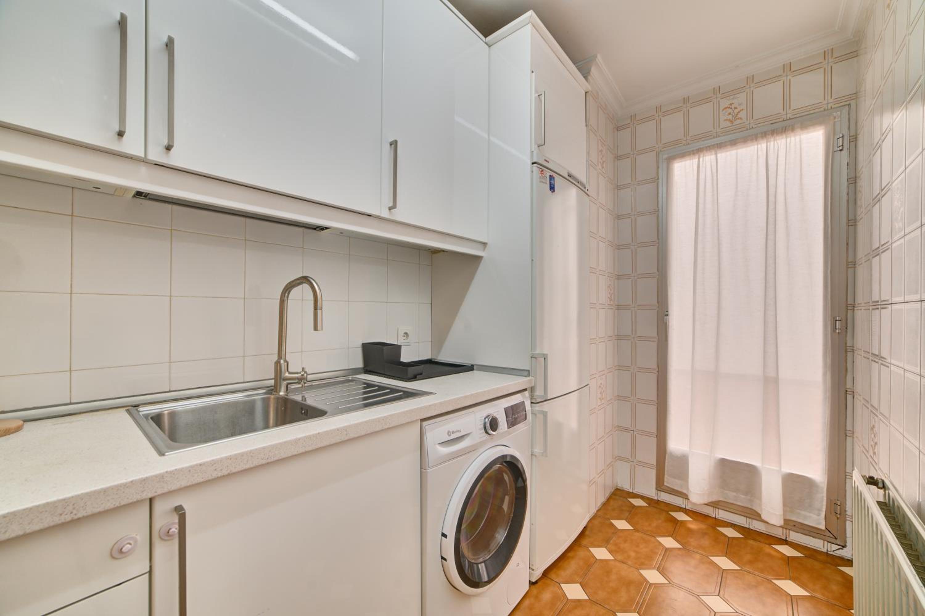 Apartamento Bretón de los Herreros con TERRAZA