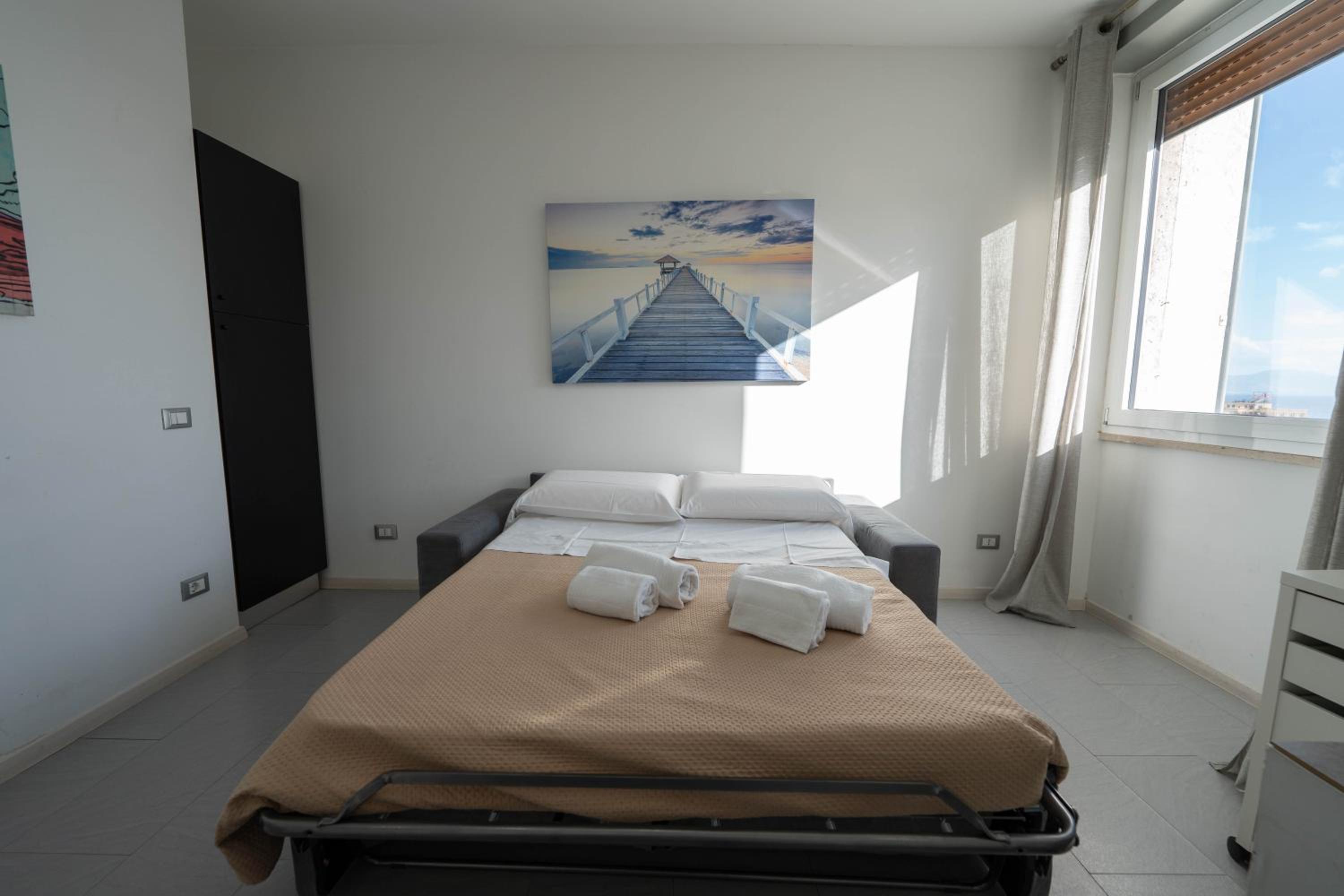 Napolidays Toledo Apartment By Dimorra