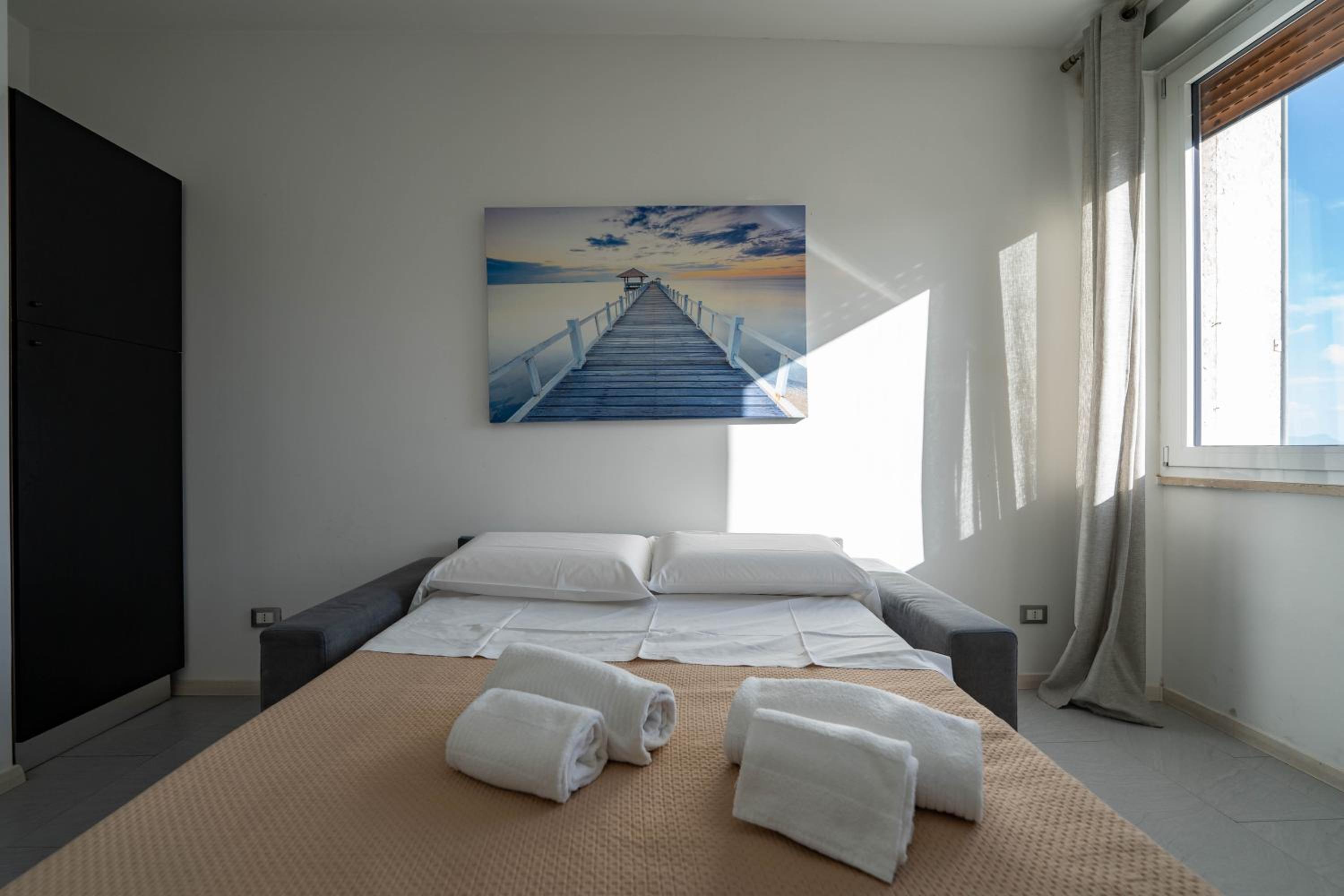 Napolidays Toledo Apartment By Dimorra