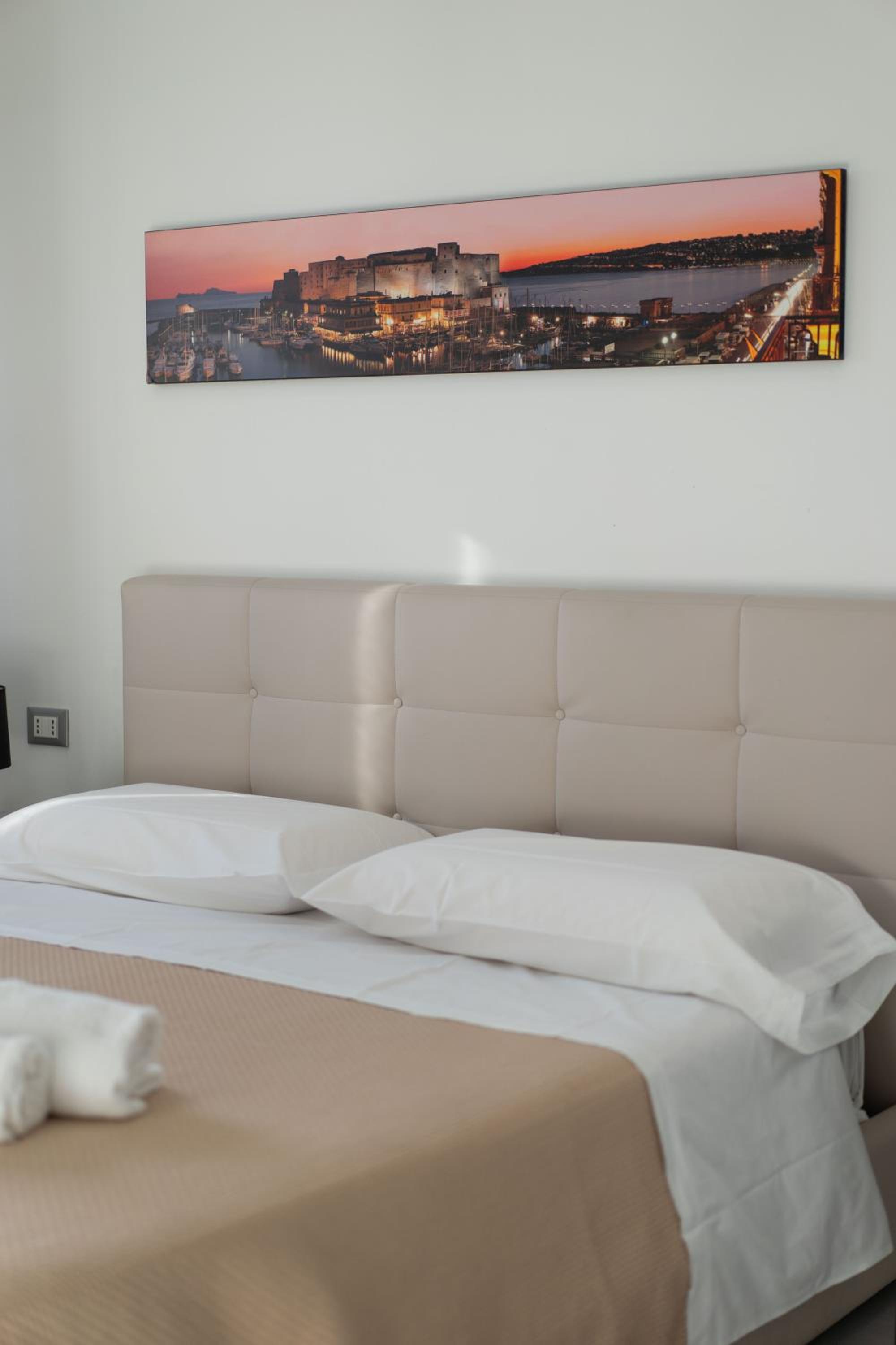 Napolidays Toledo Apartment By Dimorra