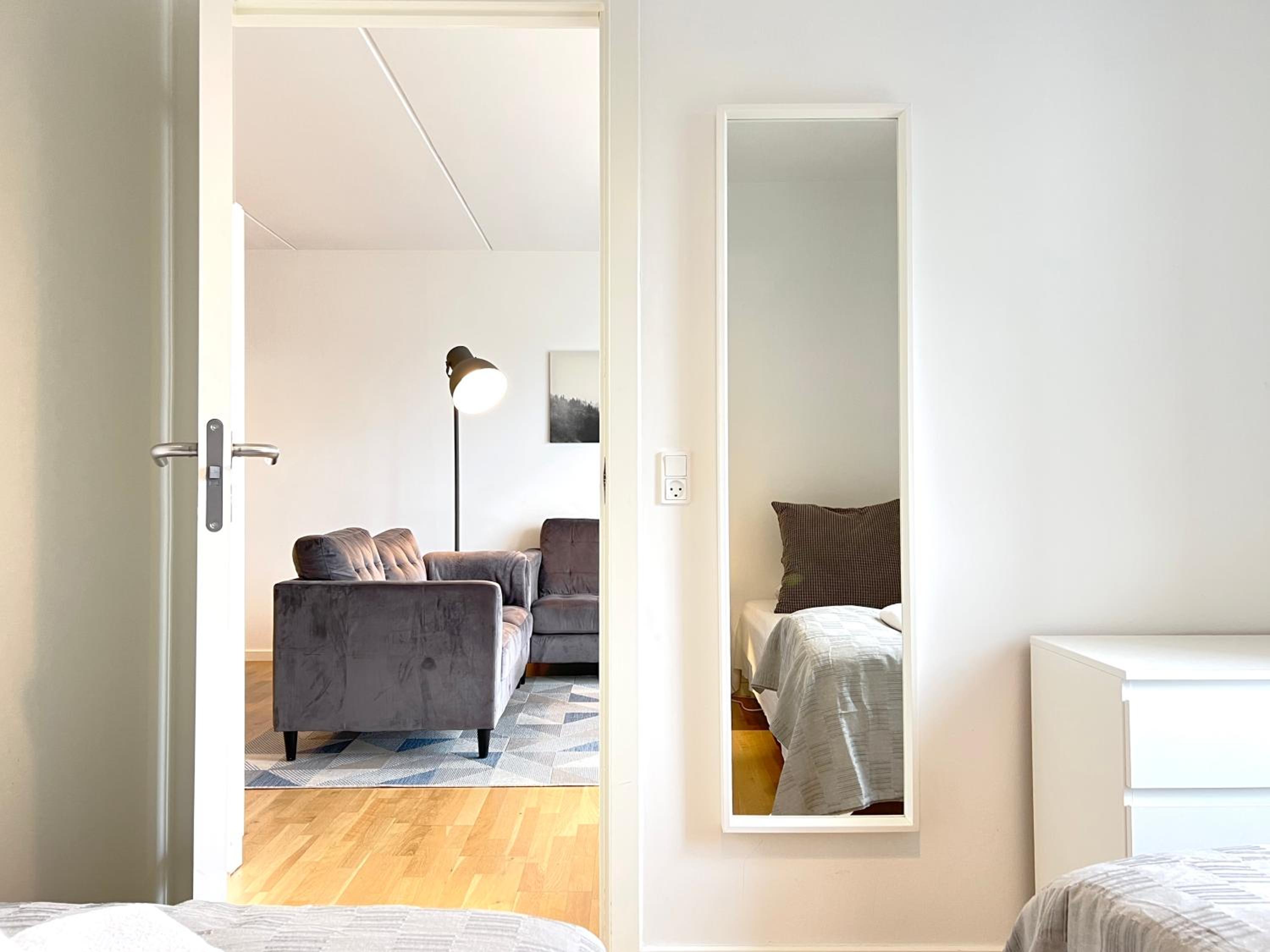 3 Bedroom Apartment At Margretheholmsvej With Balcony Near The Opera House And The City Center 2 view 2