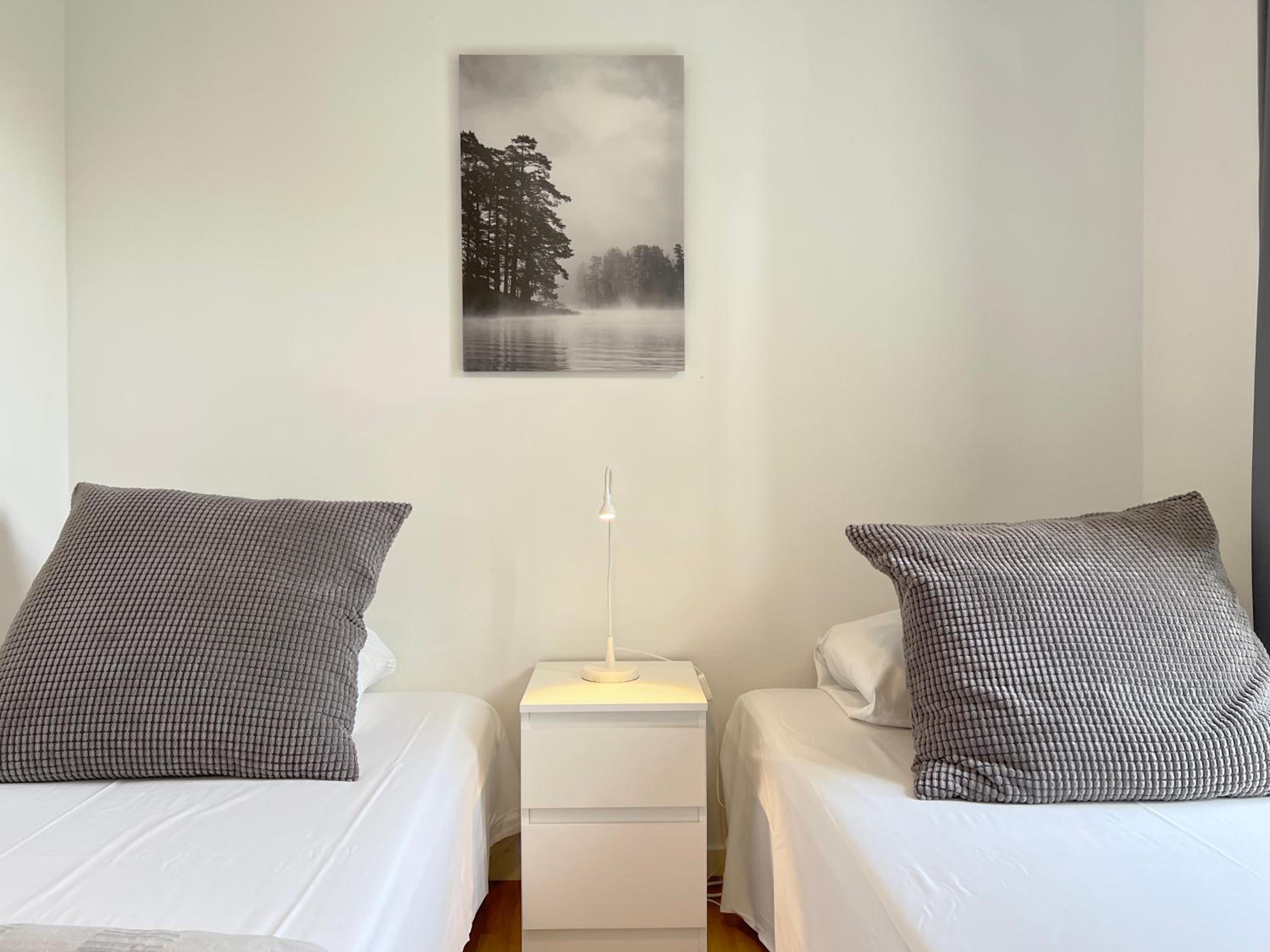 3 Bedroom Apartment At Margretheholmsvej With Balcony Near The Opera House And The City Center 2 view 3