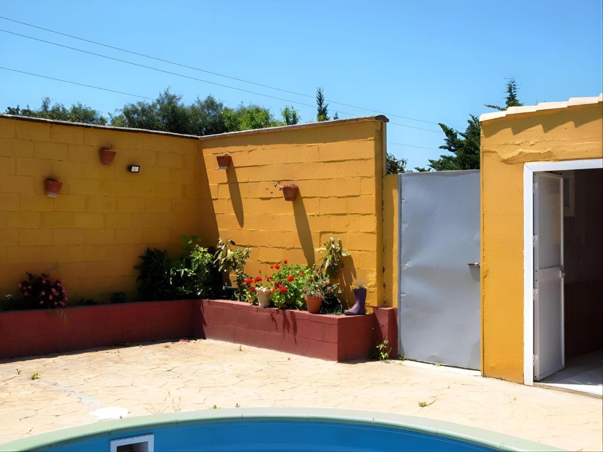 Chalet con jardín, barbacoa y piscina privada photo 5