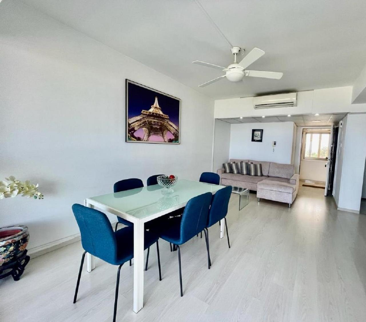 Sea View Suite in Makenzy view 5