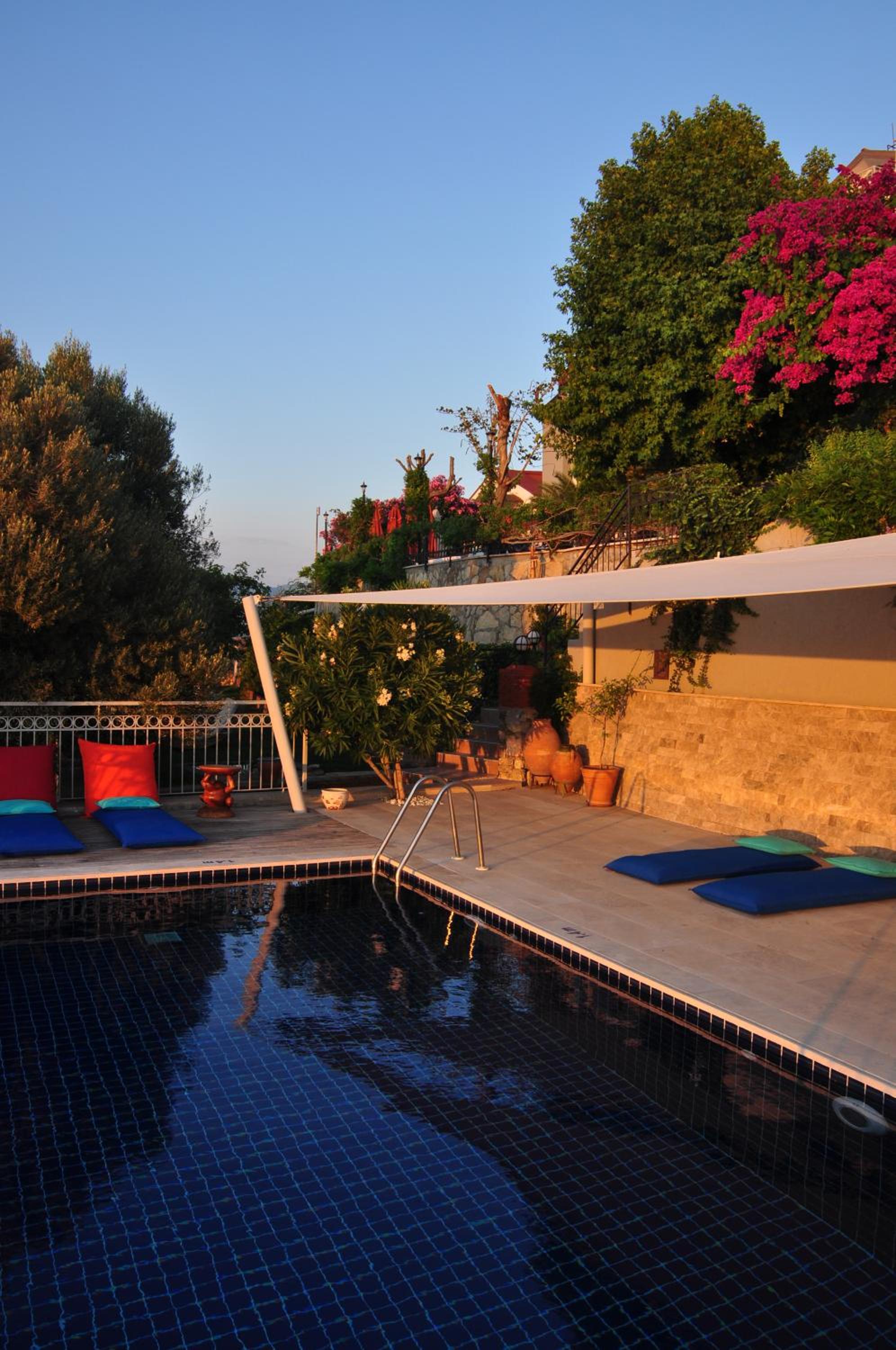 Ece Otel Sovalye Adası - Image 113