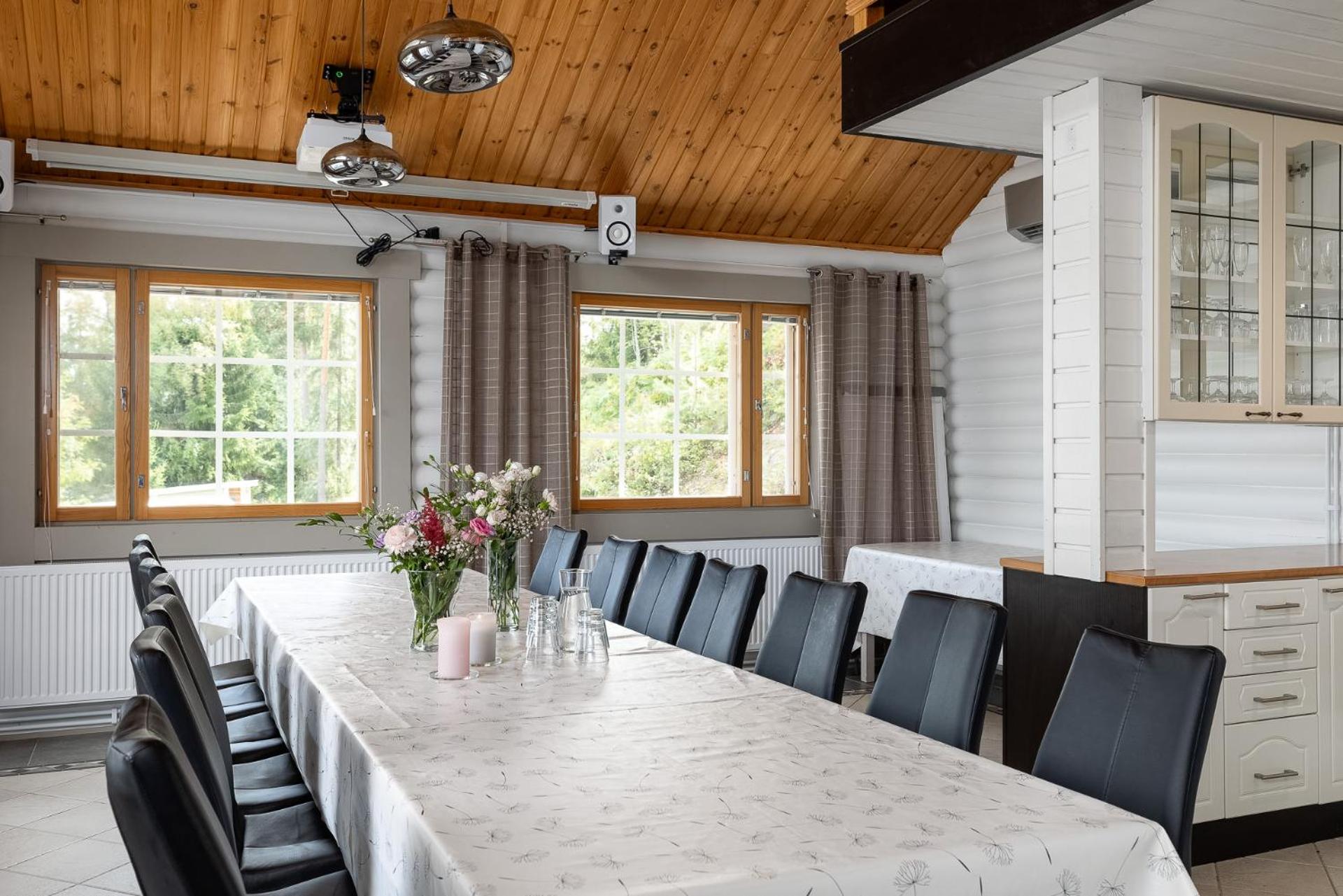Lehmonkärki Resort