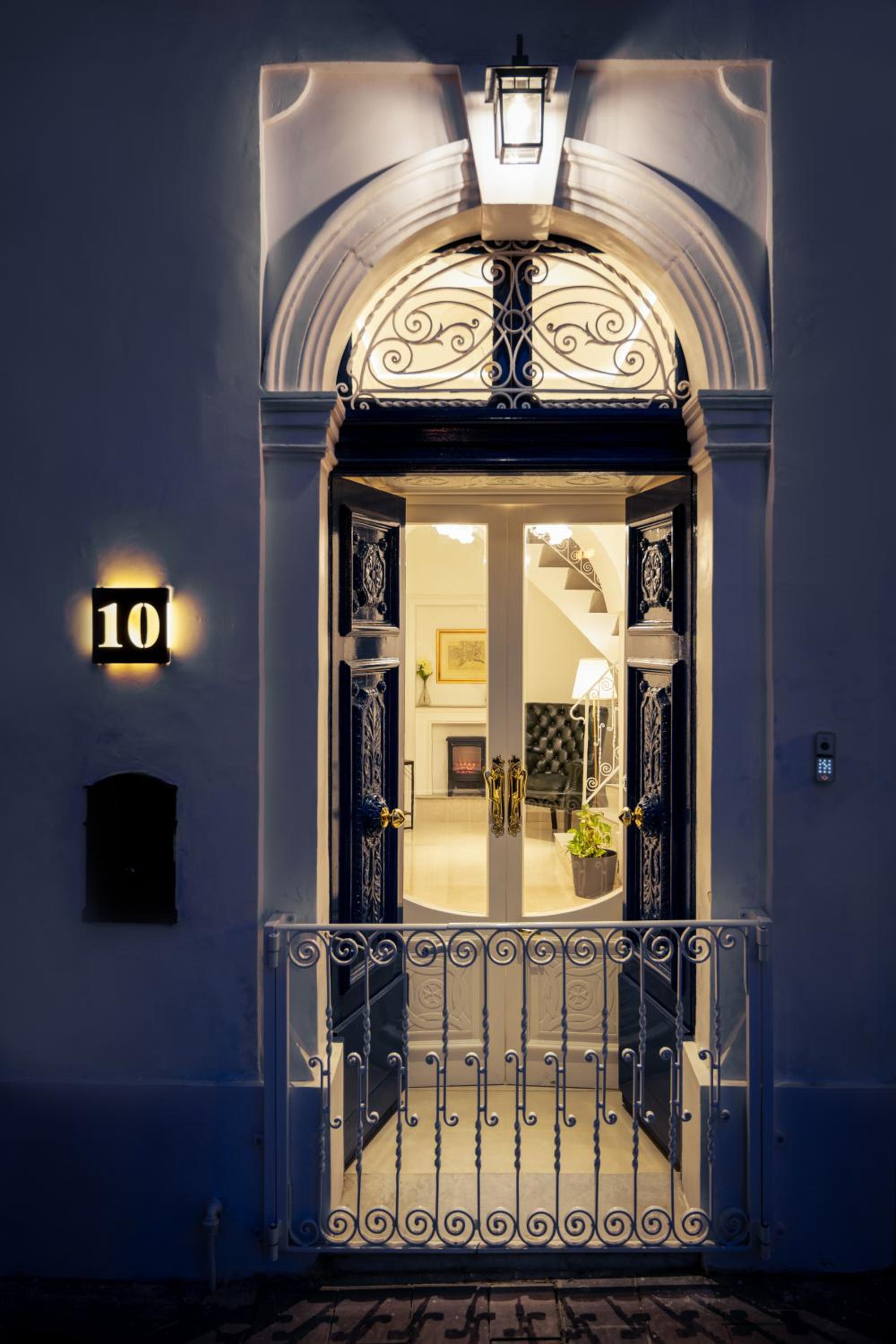 The Siggiewi Suites