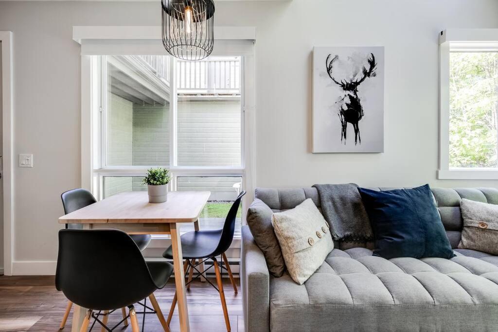 Le Petit Condo B - Ski In/ Ski Out Mont-Tremblant
