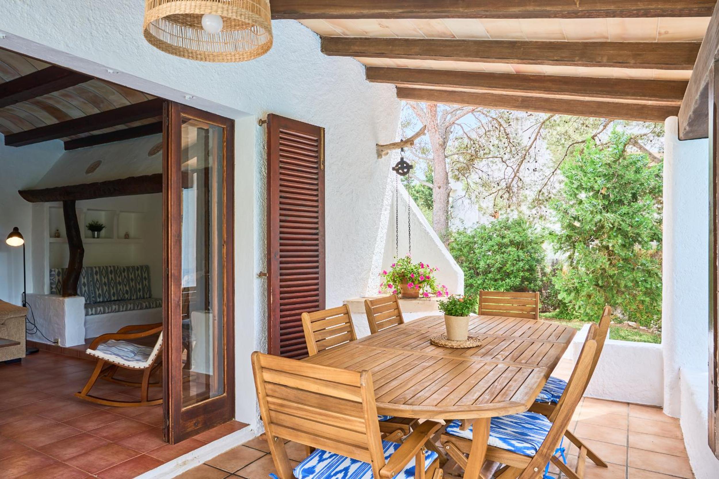 Villa Ravell view 3