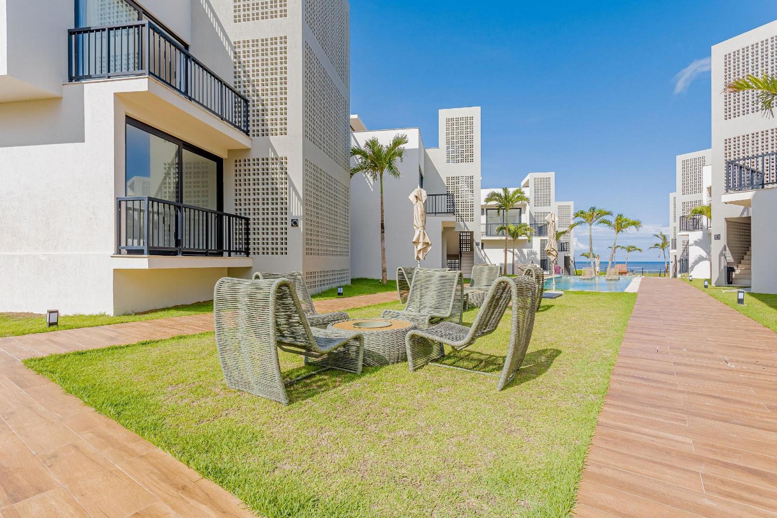 IT18 Wonderful Apt 2/4 - Foot in the Sand