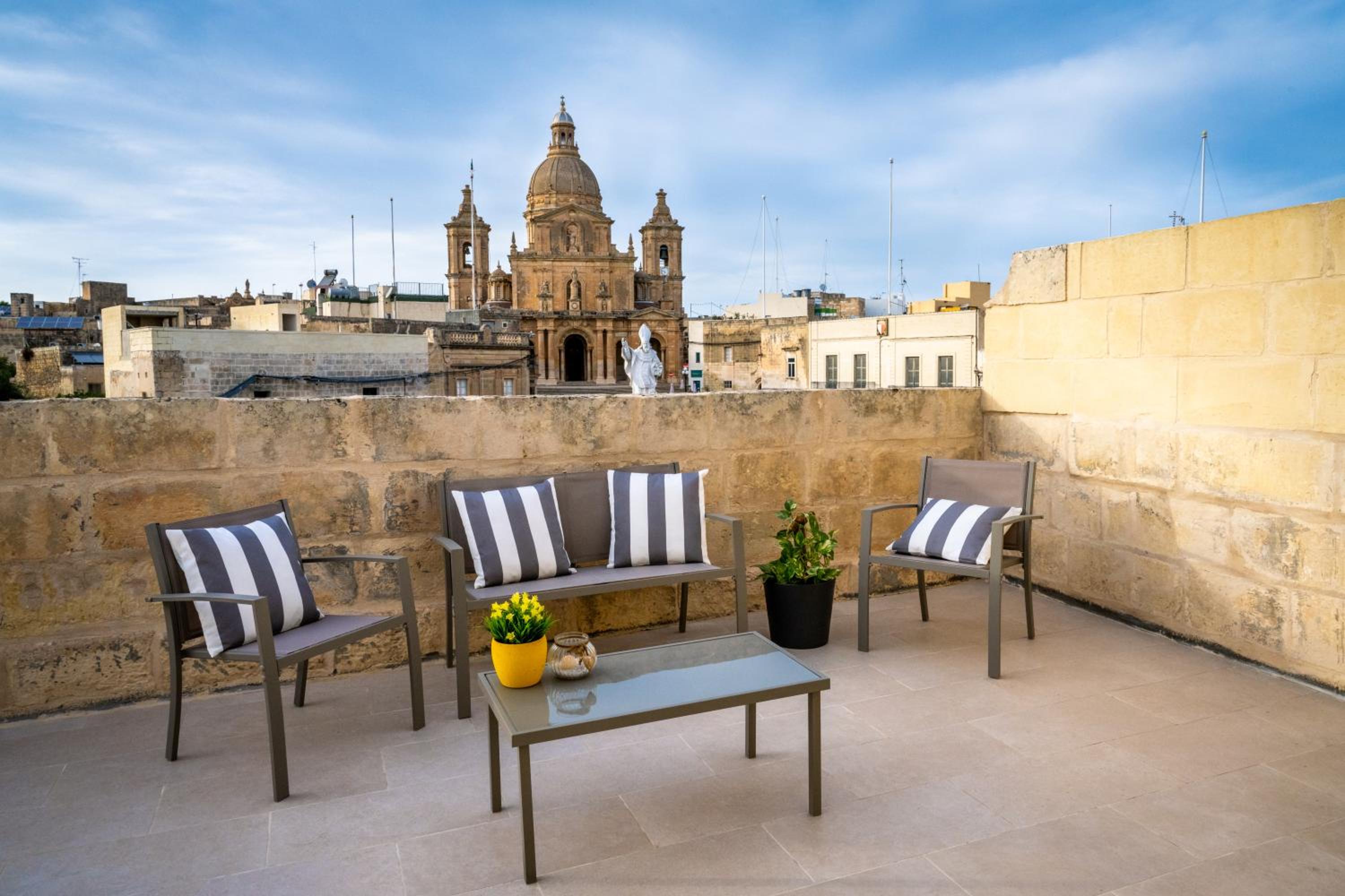 The Siggiewi Suites