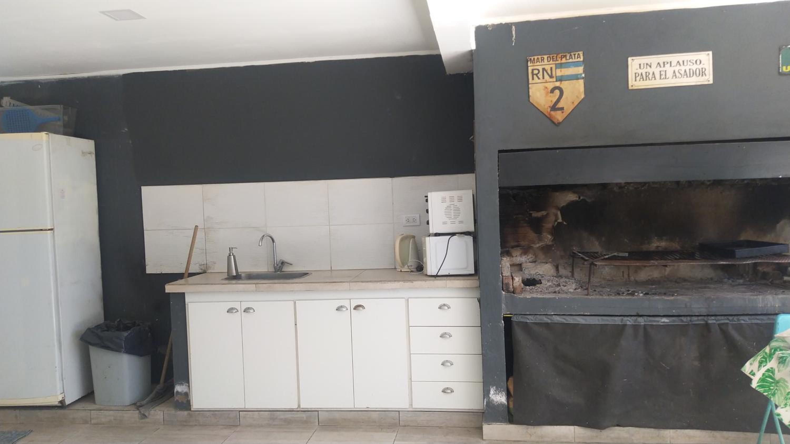 Ideal Casa de 2 Pisos Con Quincho Y Pileta