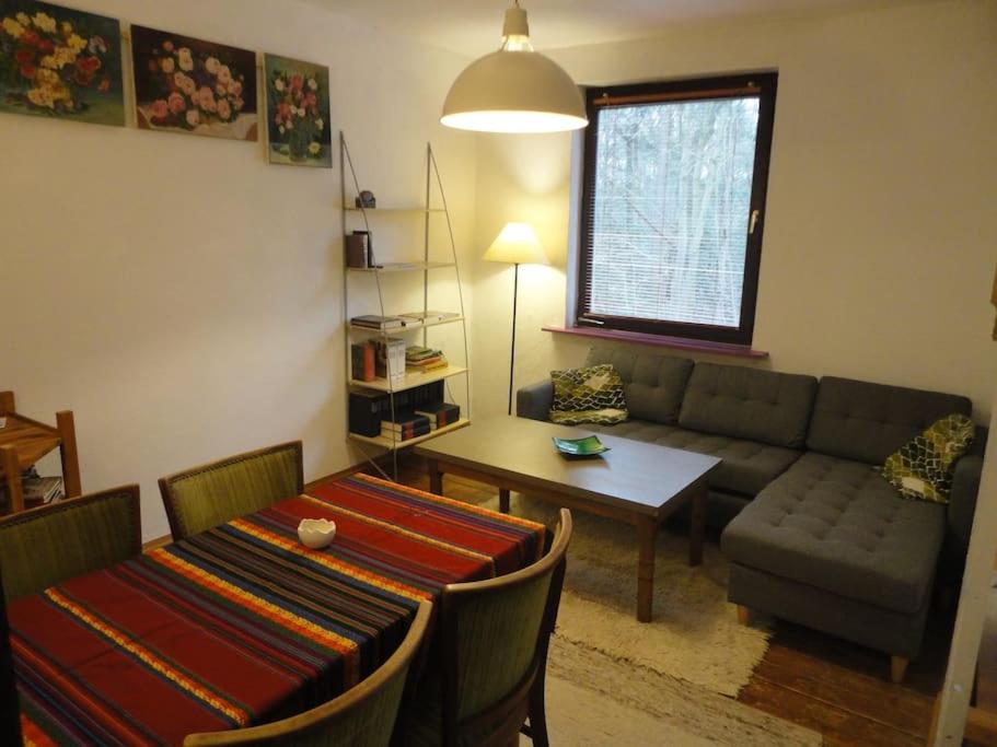 Sonnige Wohnung im Waldgebiet