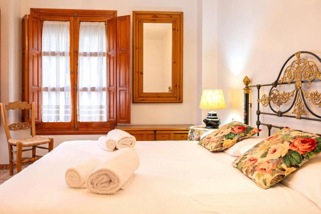 Santa Cruz Refinadores Suite by Valcambre