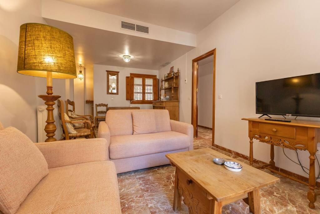 Santa Cruz Refinadores Suite by Valcambre