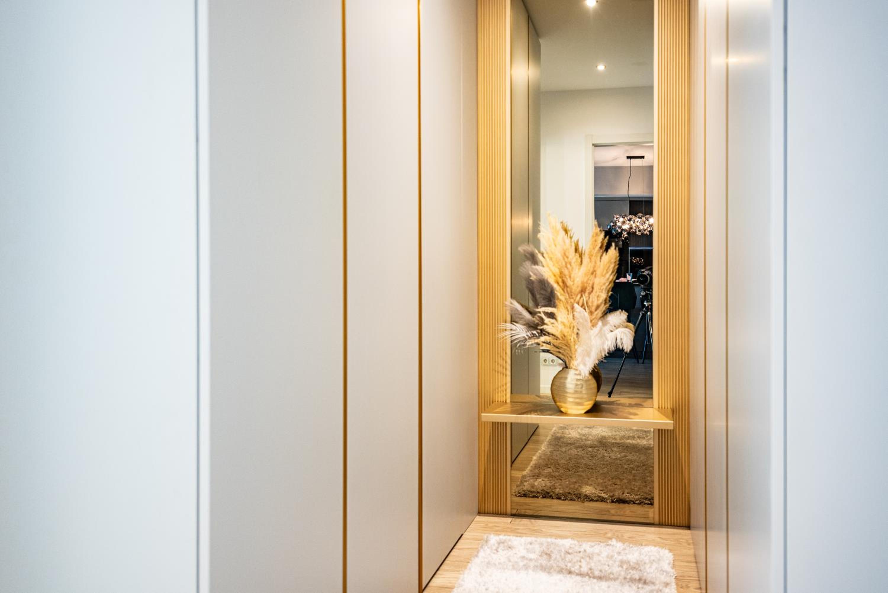 UrbanStay suites - Herastrau luxury suite view 3