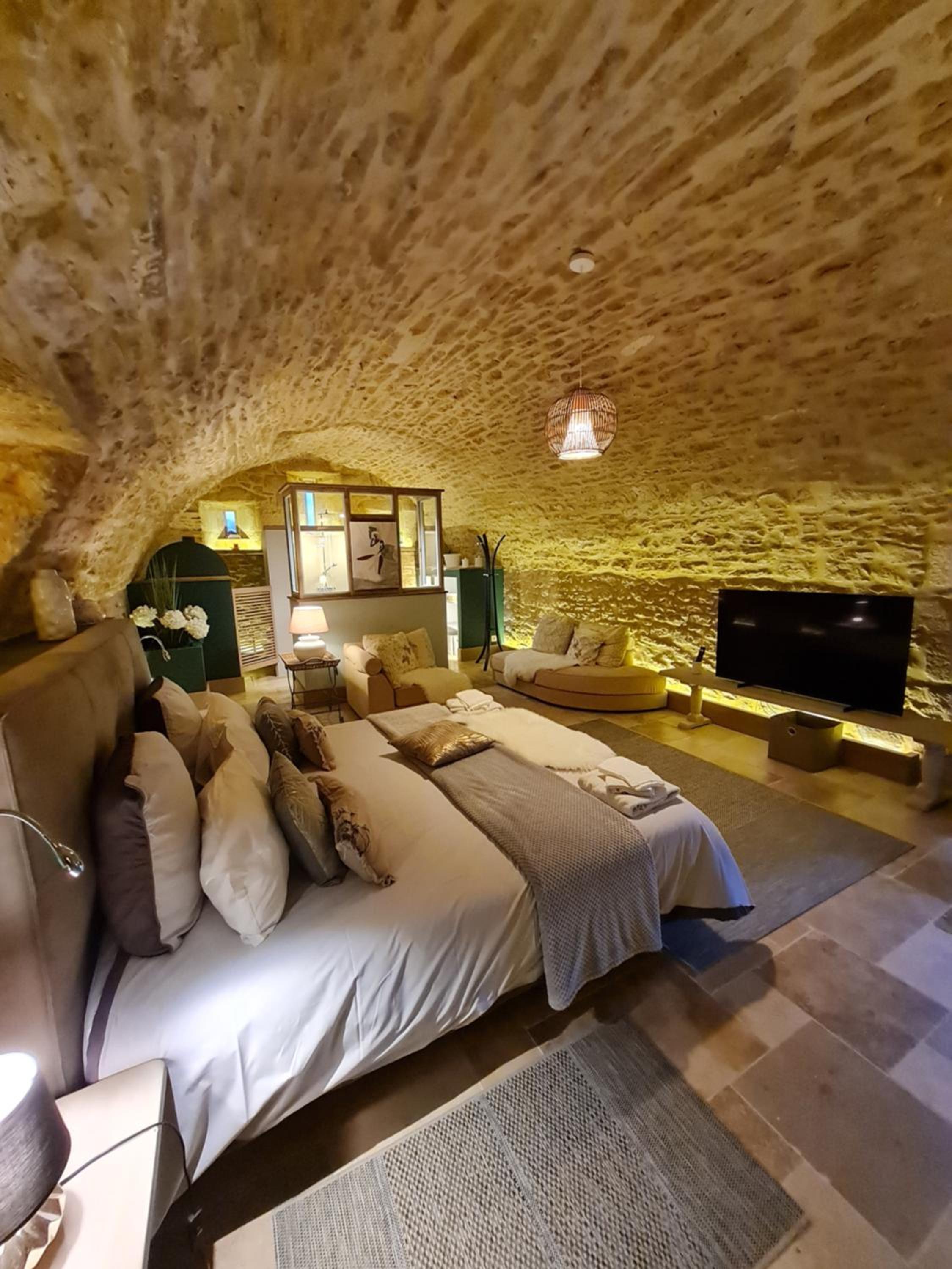 Le Clos de la Tour view 2