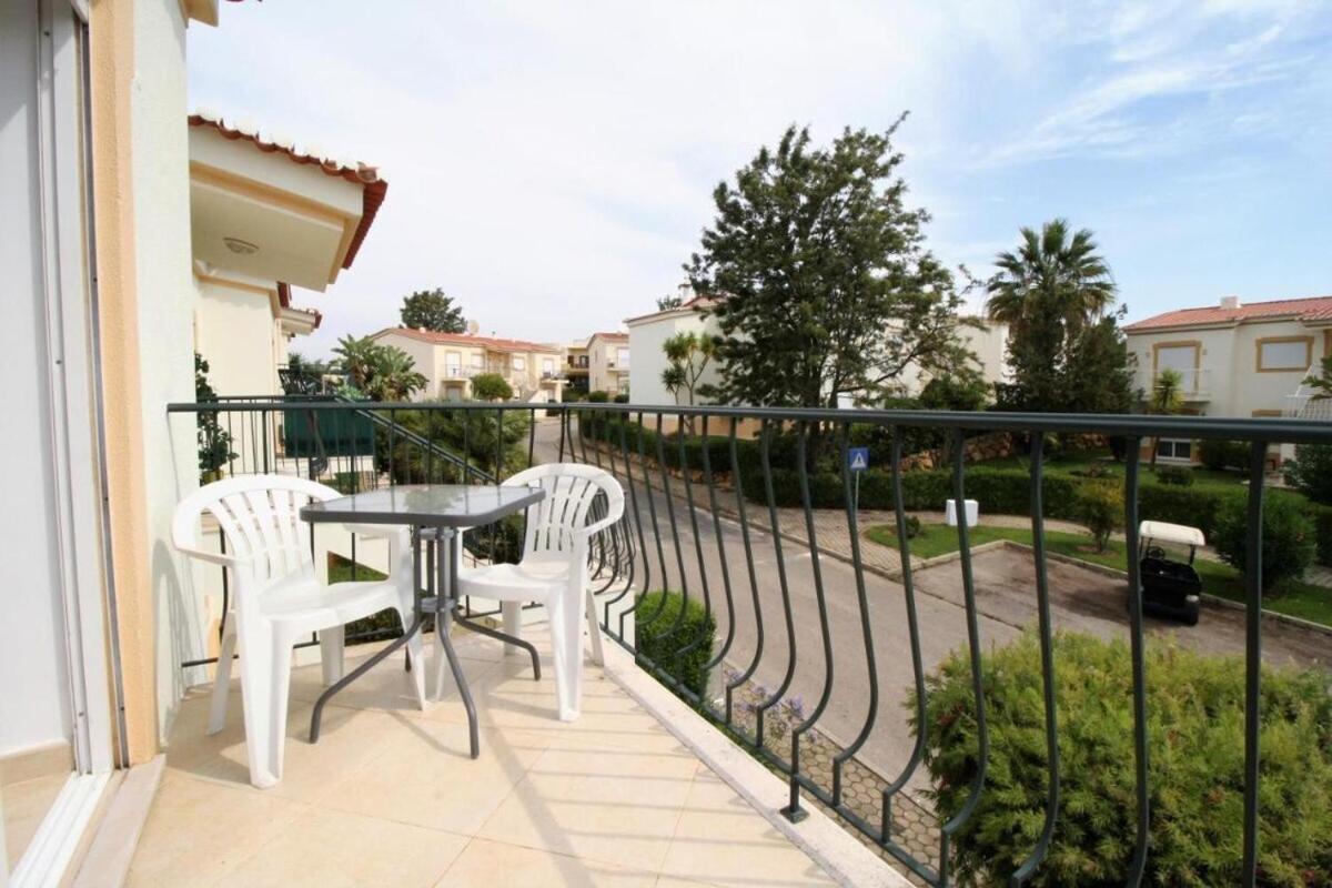 Oasis park 2 bedroom top floor Apartment AT72 view 3