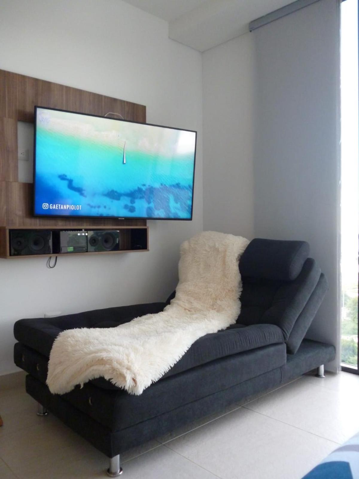 Suite Génesis con vista al mar, Pozos colorados