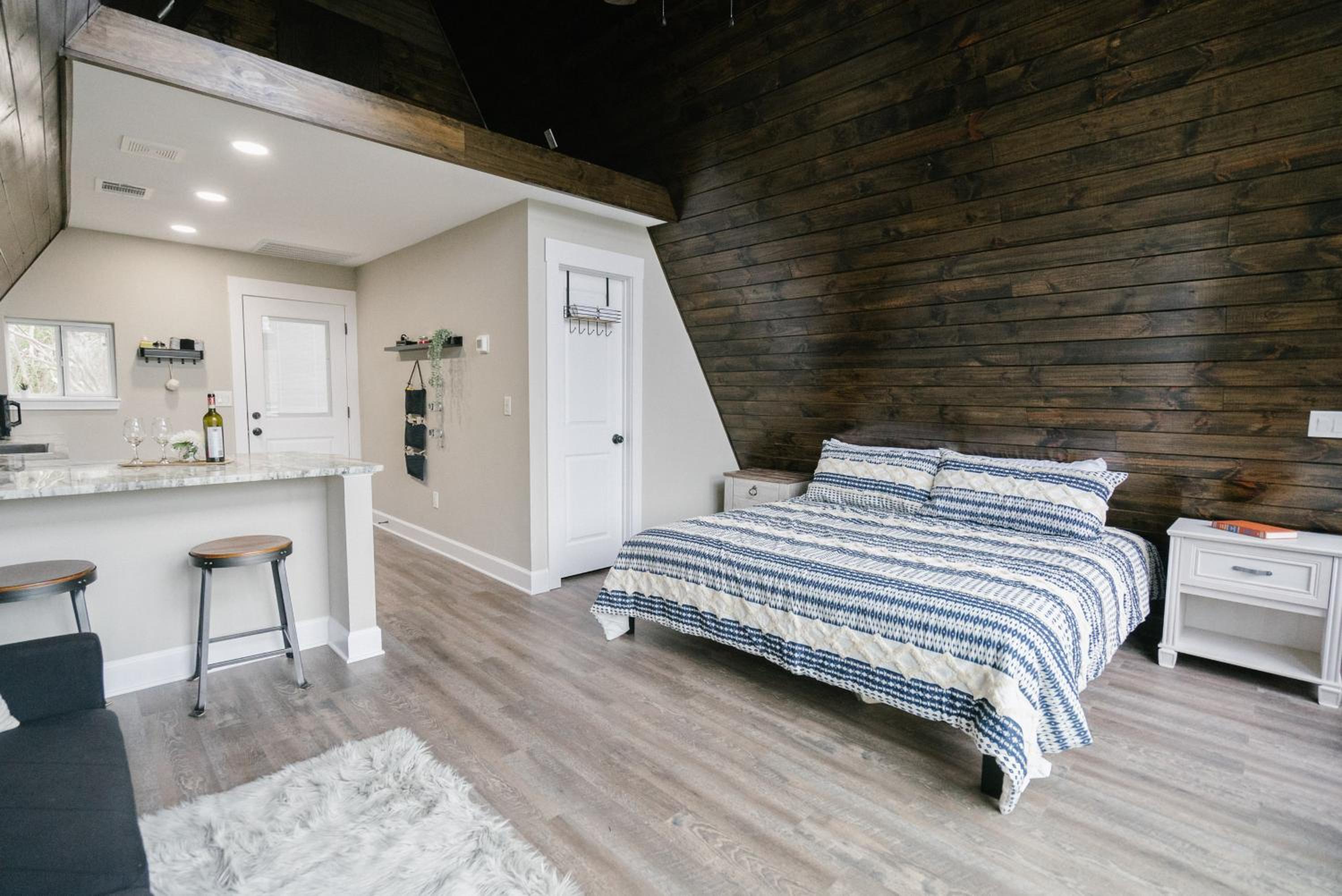 Dean's Den: Private Deck w/ Jacuzzi and a View view 5