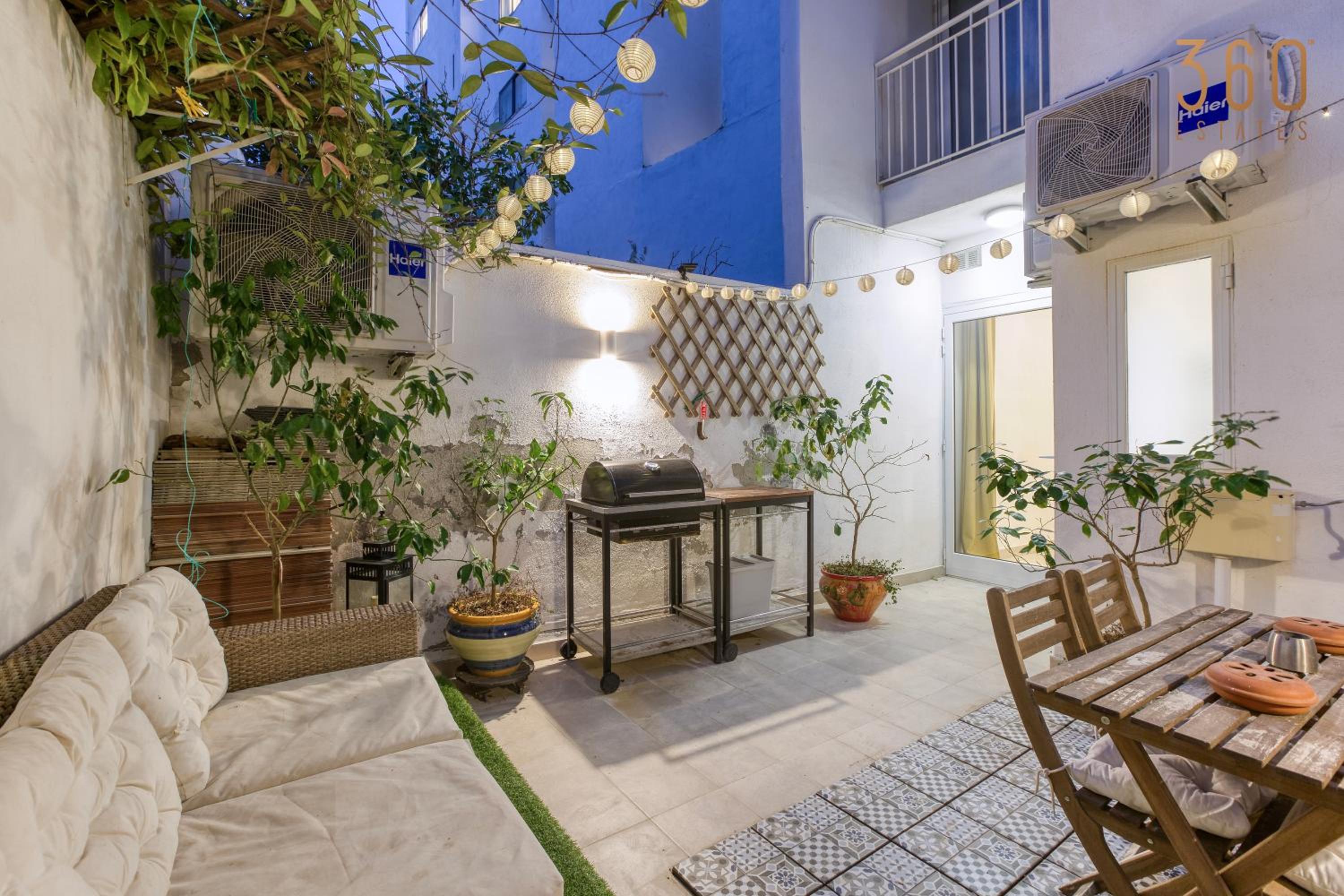 A lovely 2BR maisonette with Private Terrace & BBQ by 360 Estates photo 3