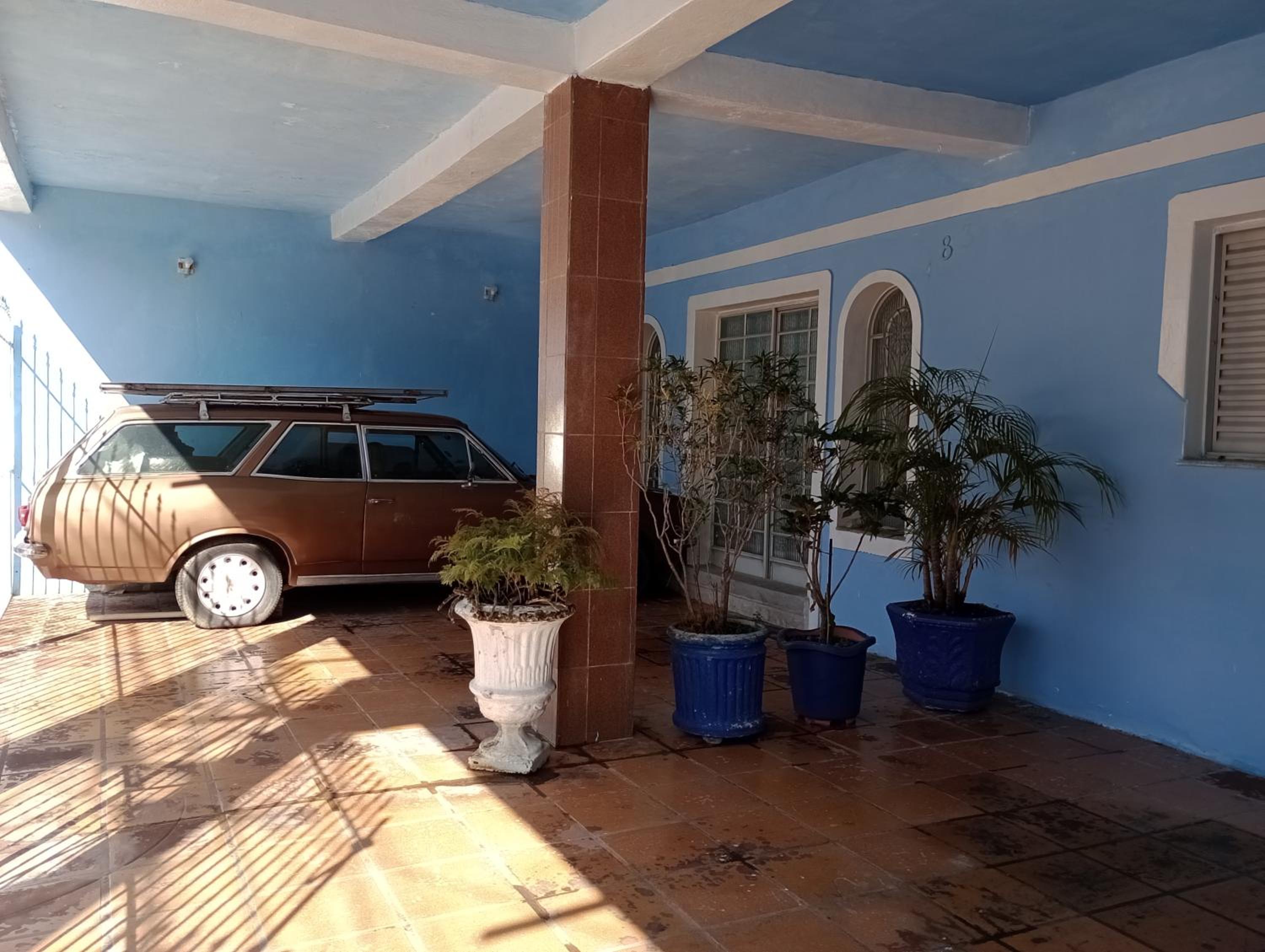 CASA com ACOMODAÇÃO para 6 PESSOAS