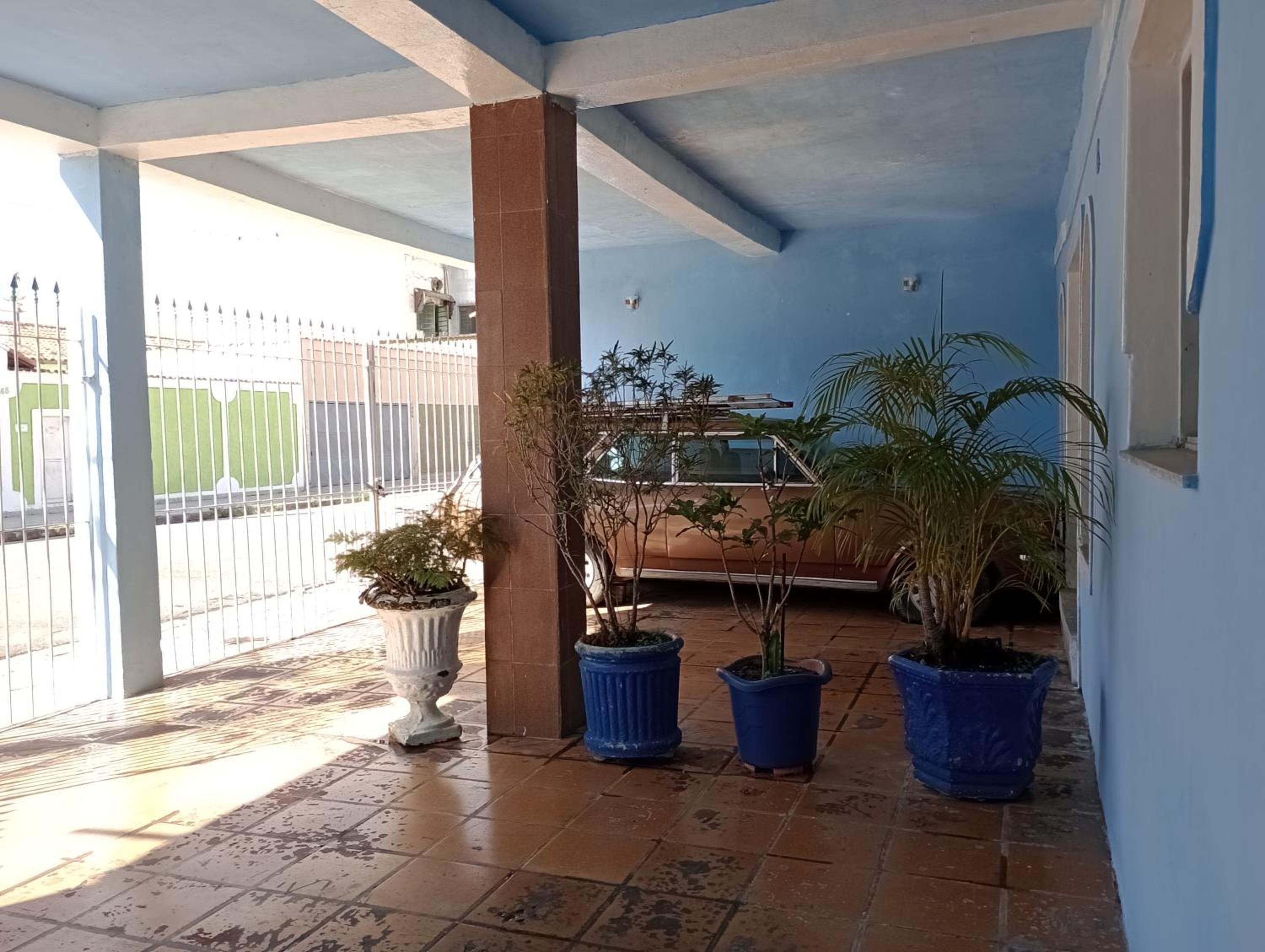 CASA com ACOMODAÇÃO para 6 PESSOAS
