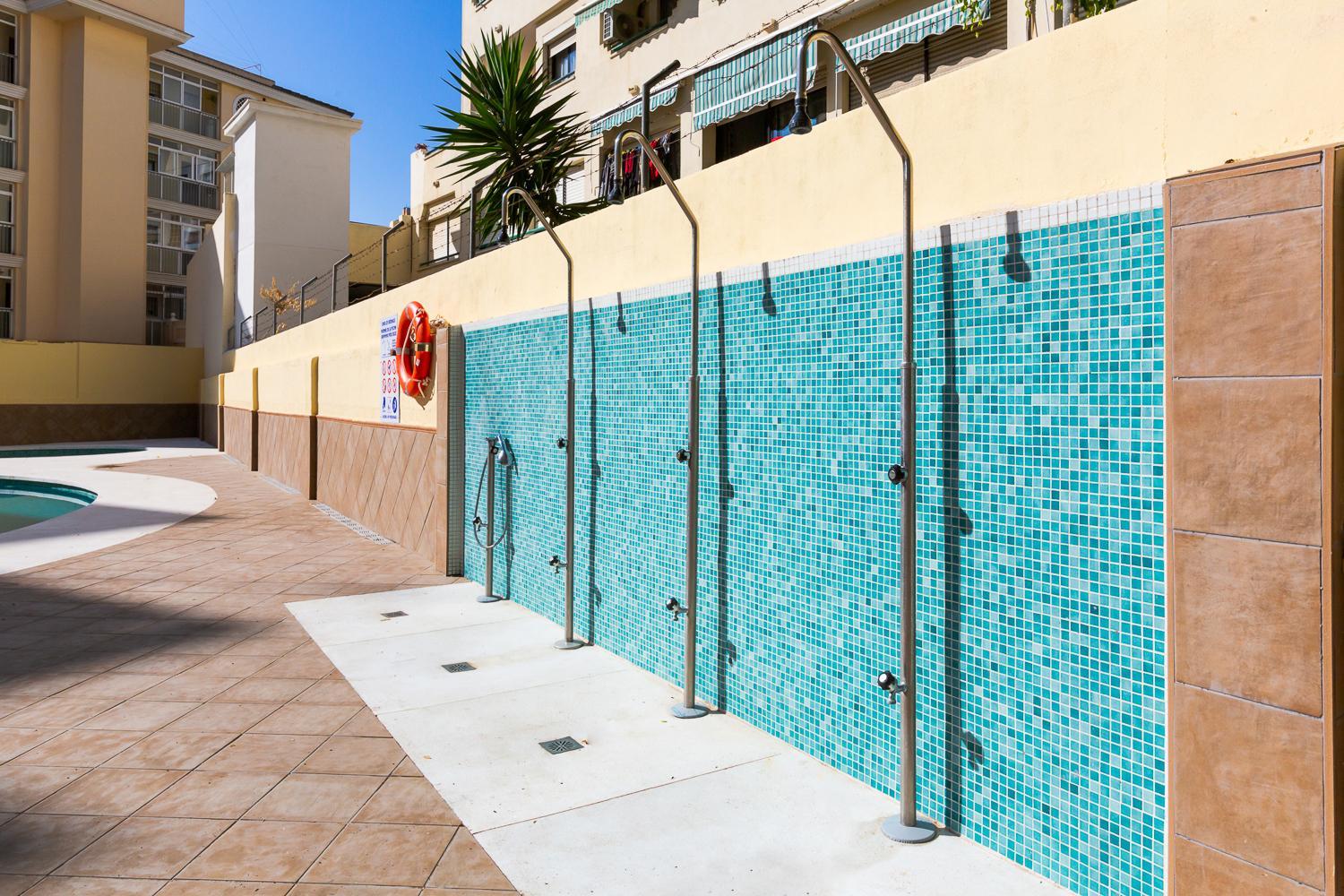 VER5 - Terraza con vistas al mar, Wifi, Smart TV, Piscina, Playa, Centro view 5