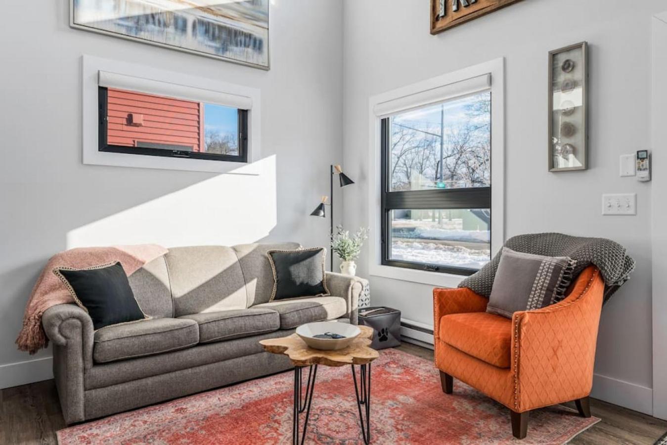 Stella Boona 1BD Loft Condo Downtown Wineries Beaches