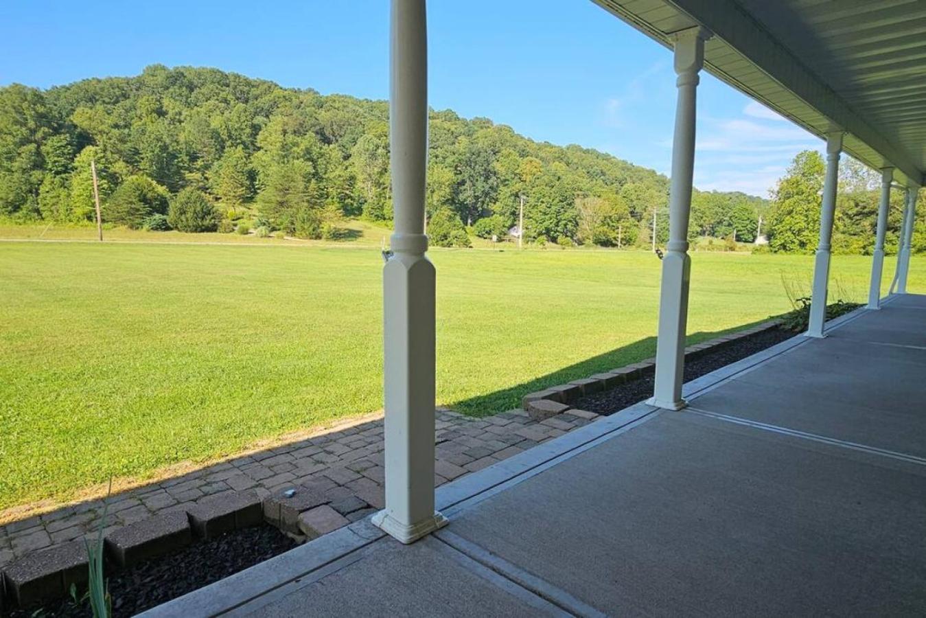 GameRoom, HotTub, Piano, 5mi to OldManCave - Hocking Hills Copper House view 5
