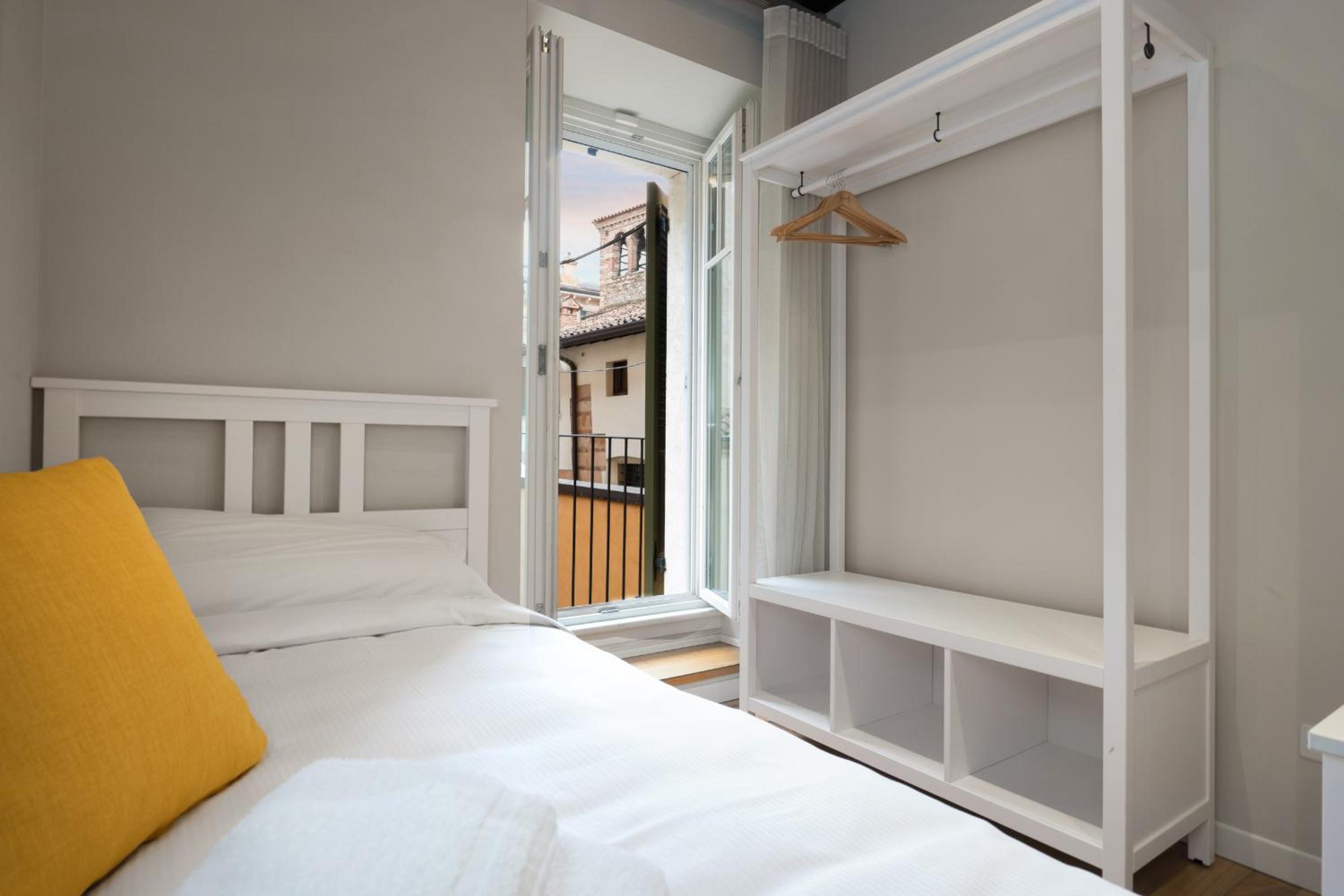 Flats4Rent Federica photo 5