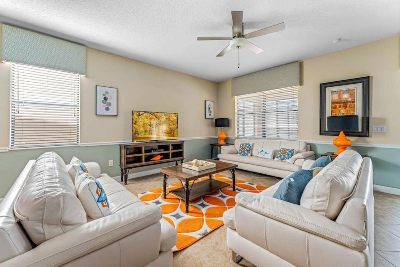 Modern 8-Bed Champions Gate Disney Magic Awaits