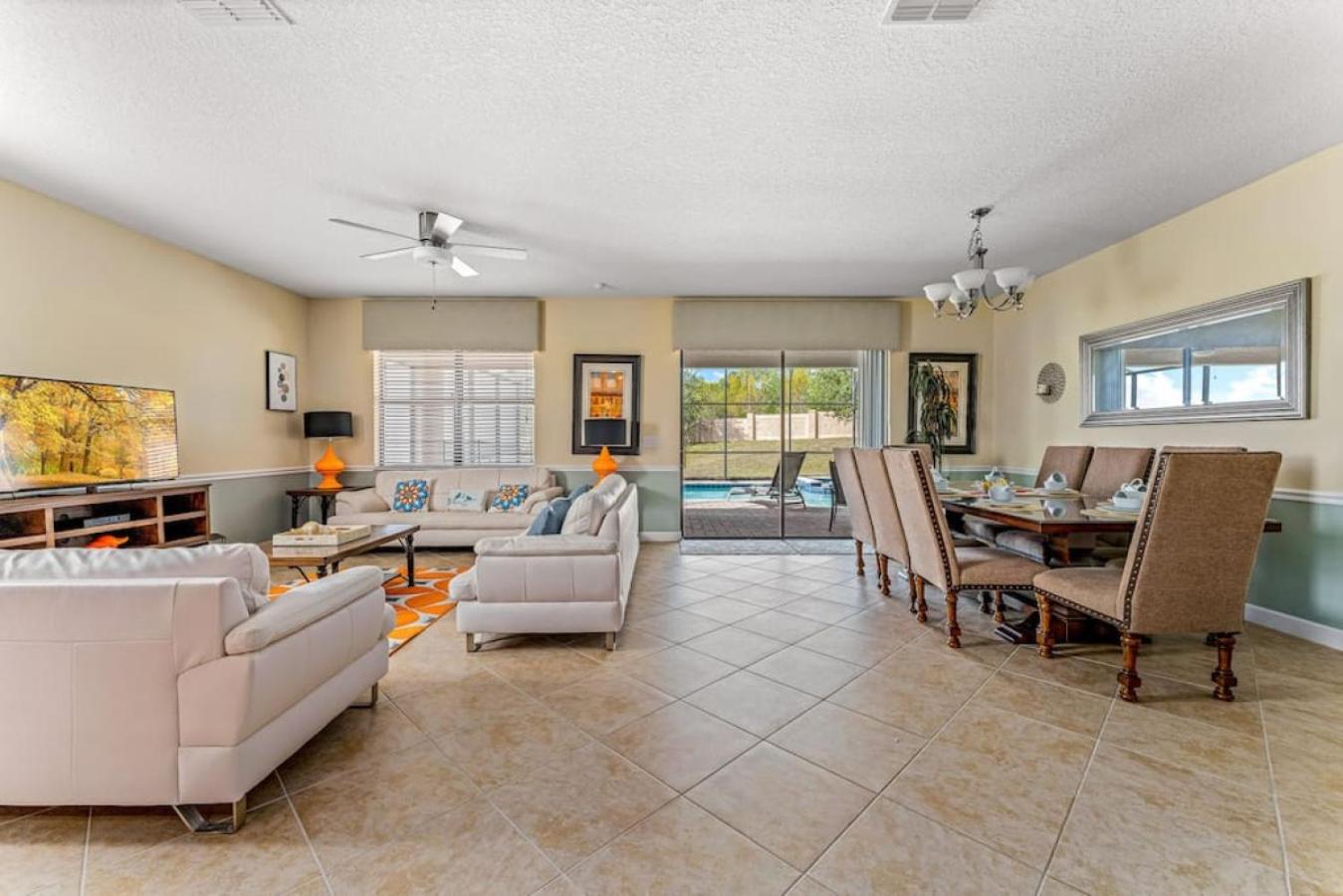 Modern 8-Bed Champions Gate Disney Magic Awaits