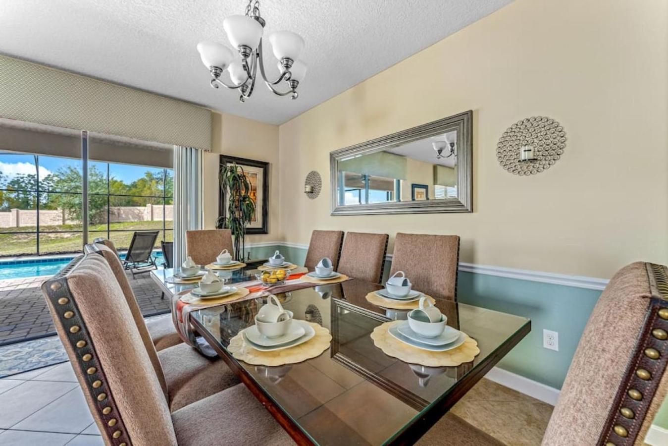 Modern 8-Bed Champions Gate Disney Magic Awaits