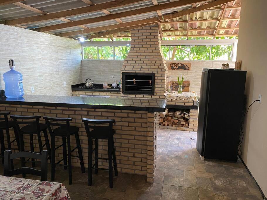 Casa espaçosa na praia do santinho sc