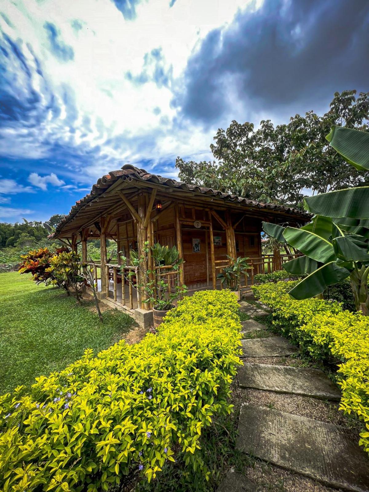 Hotel Campestre Campos Verdes
