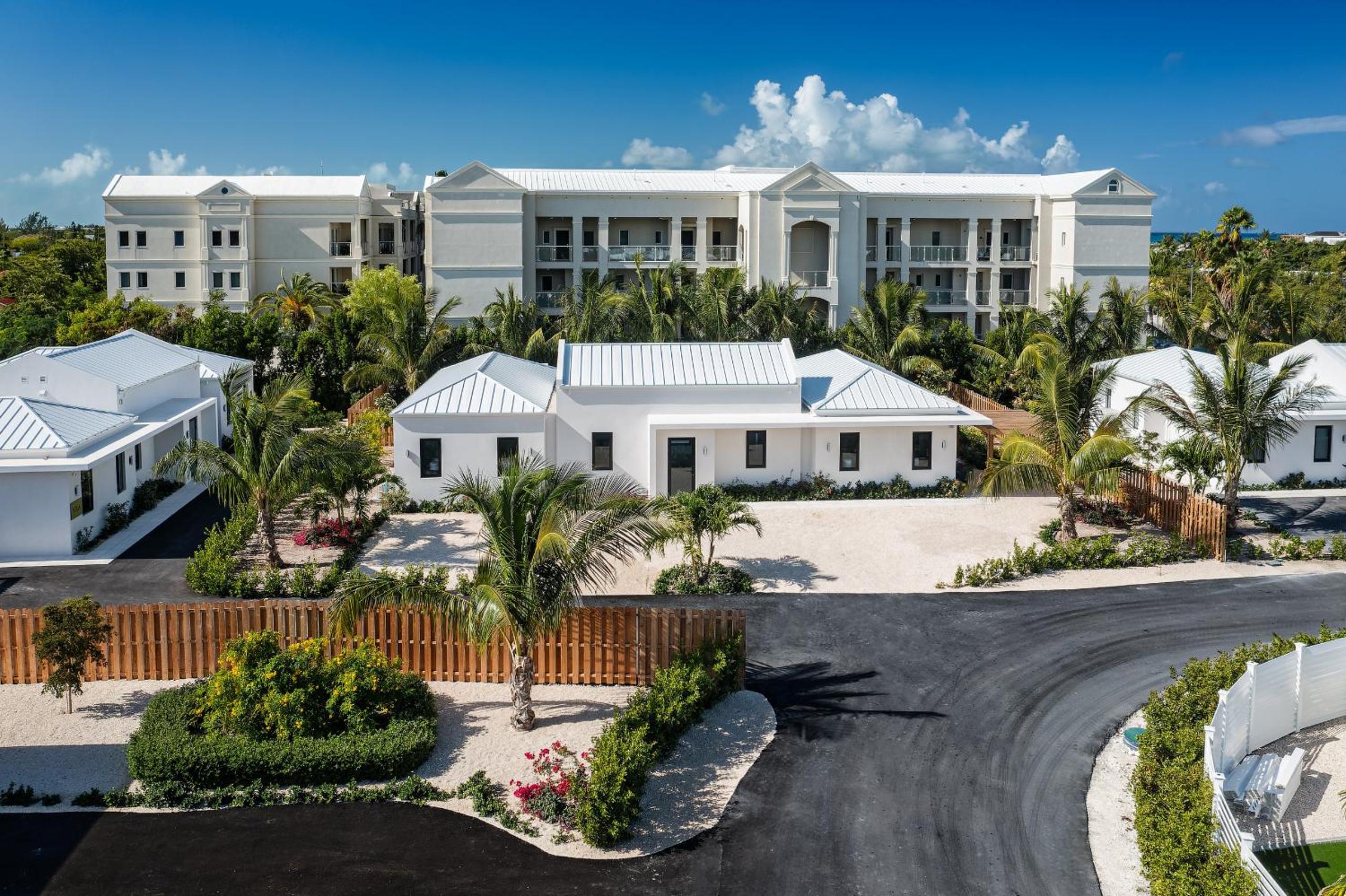 Hotel Villa Seabatical - Image 1