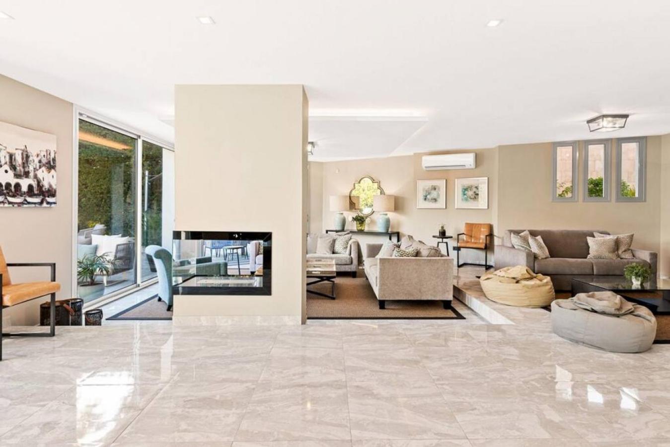 Villa Verde - 3-Bedroom Villa With Pool and Mountain View view 4